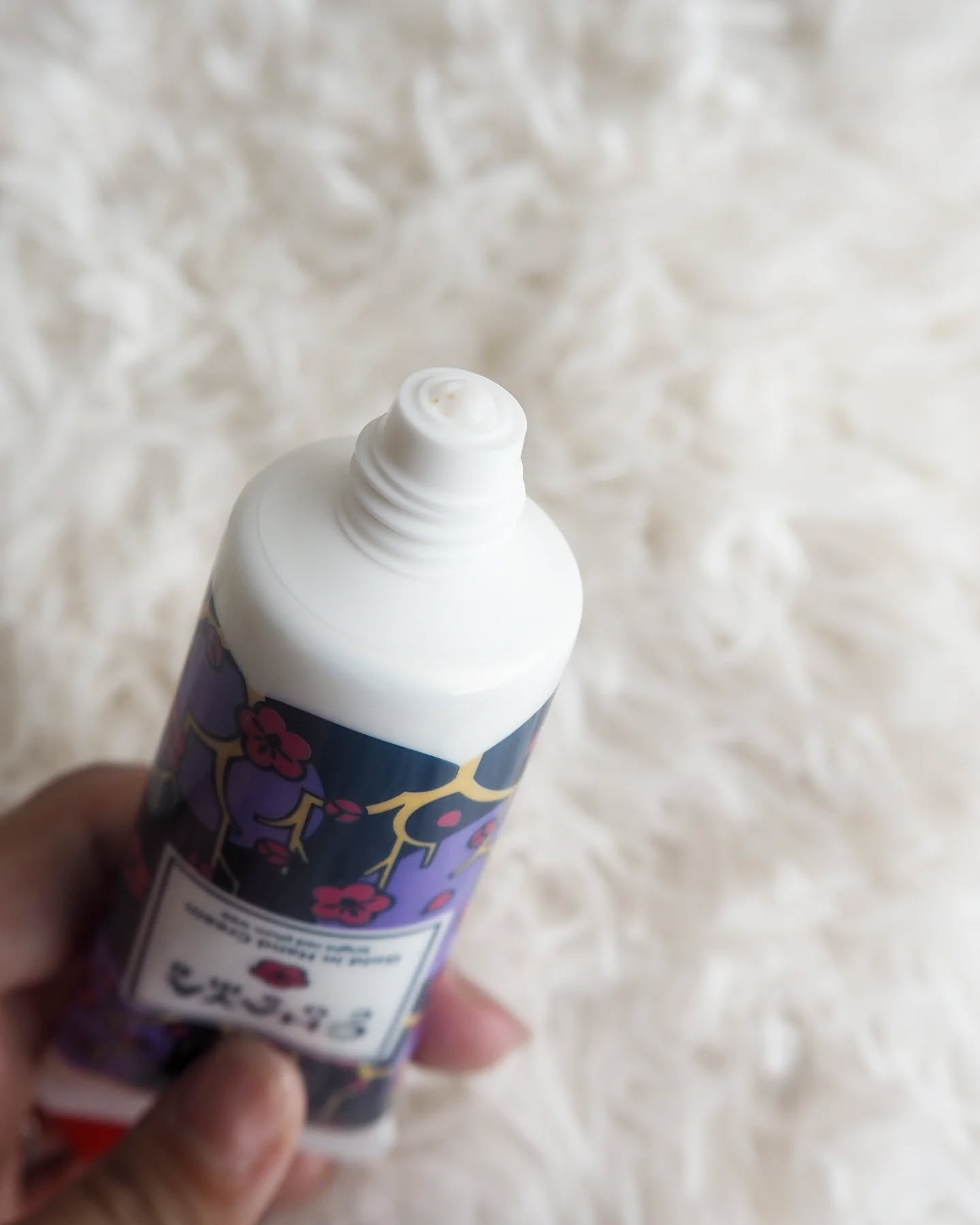 CHAYA cosme ゴールドインハンドクリーム紅い梅の香り/CHAYA cosme/ハンドクリームを使ったクチコミ（2枚目）