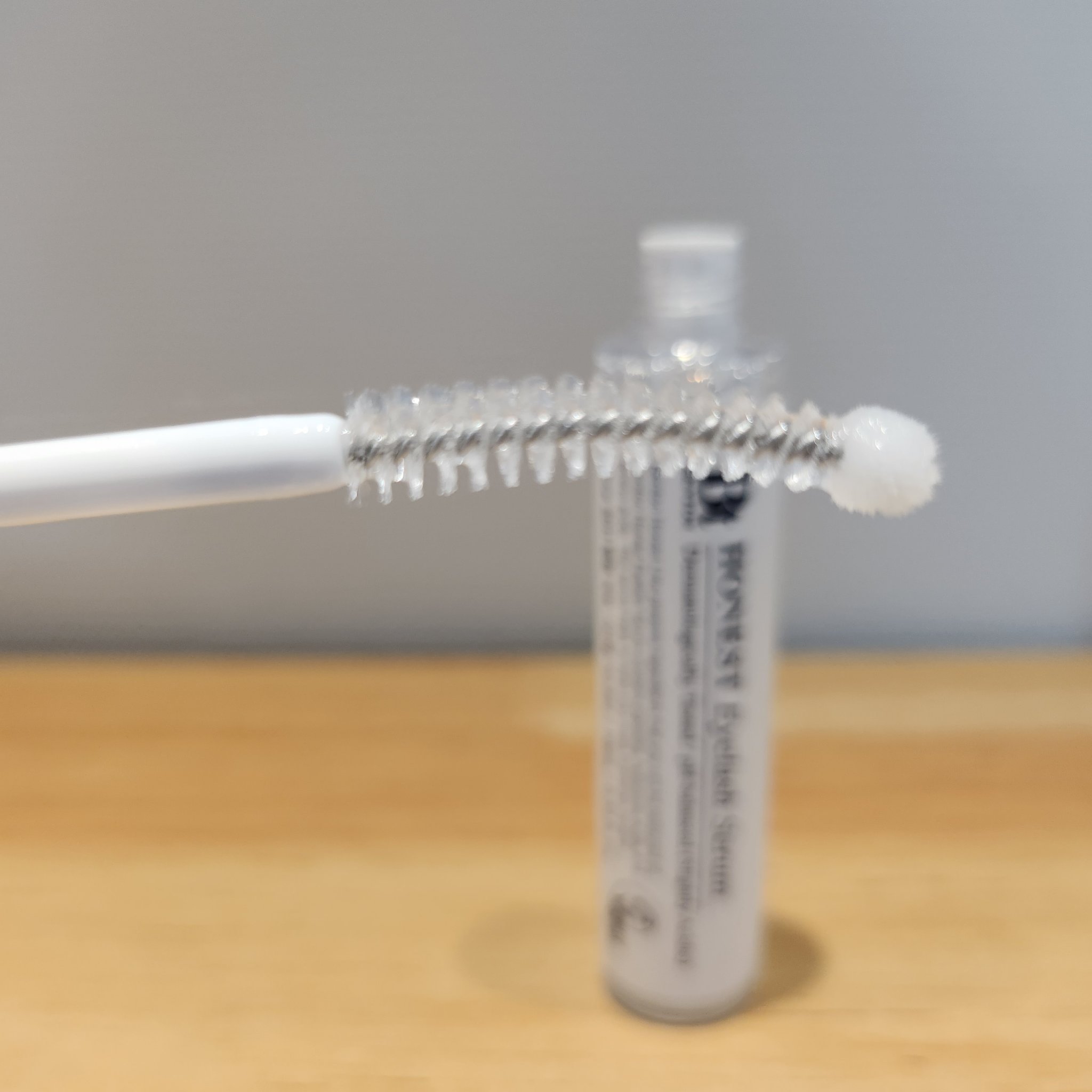 アーニストアイラッシュセラム/BENTON/まつげ美容液を使ったクチコミ（2枚目）