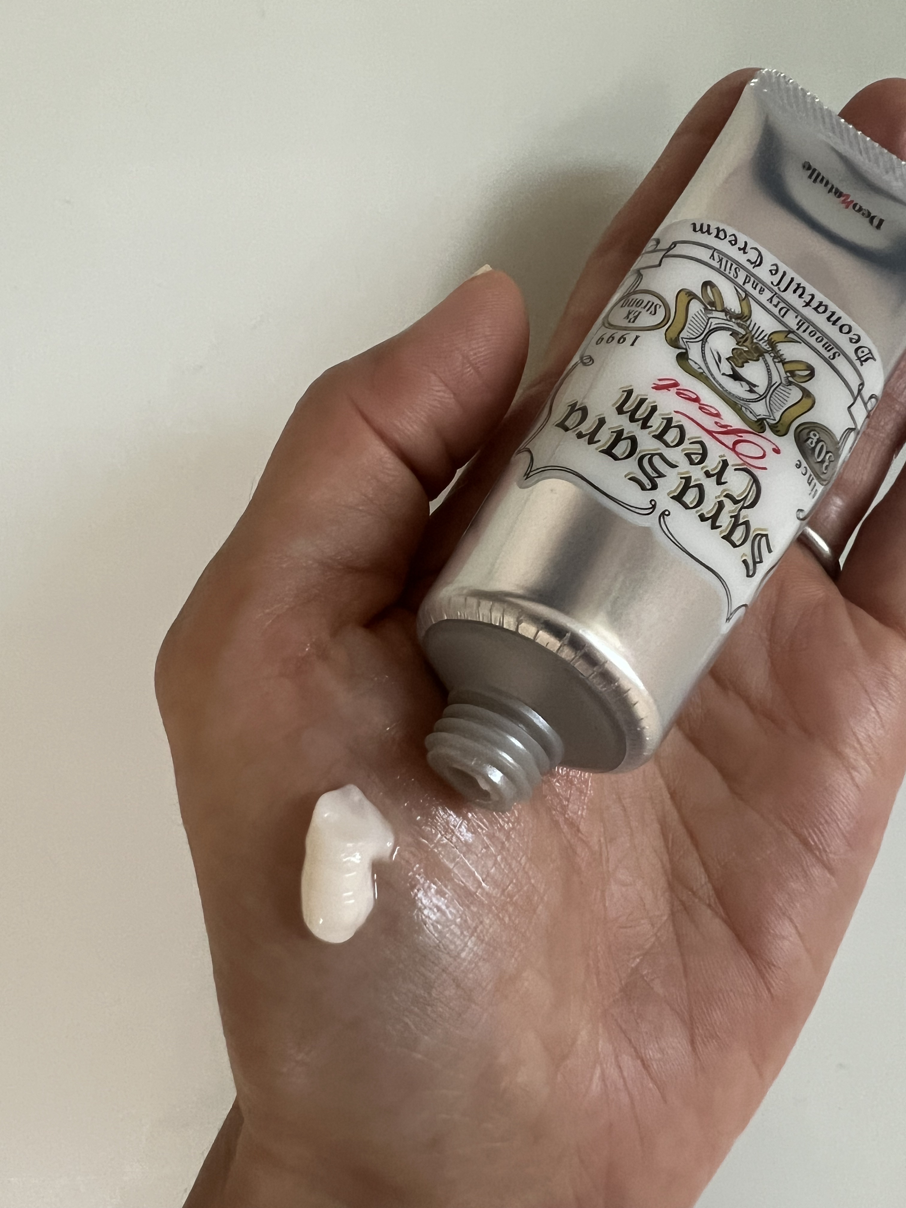 薬用足指さらさらクリーム/デオナチュレ/デオドラント・制汗剤を使ったクチコミ（2枚目）