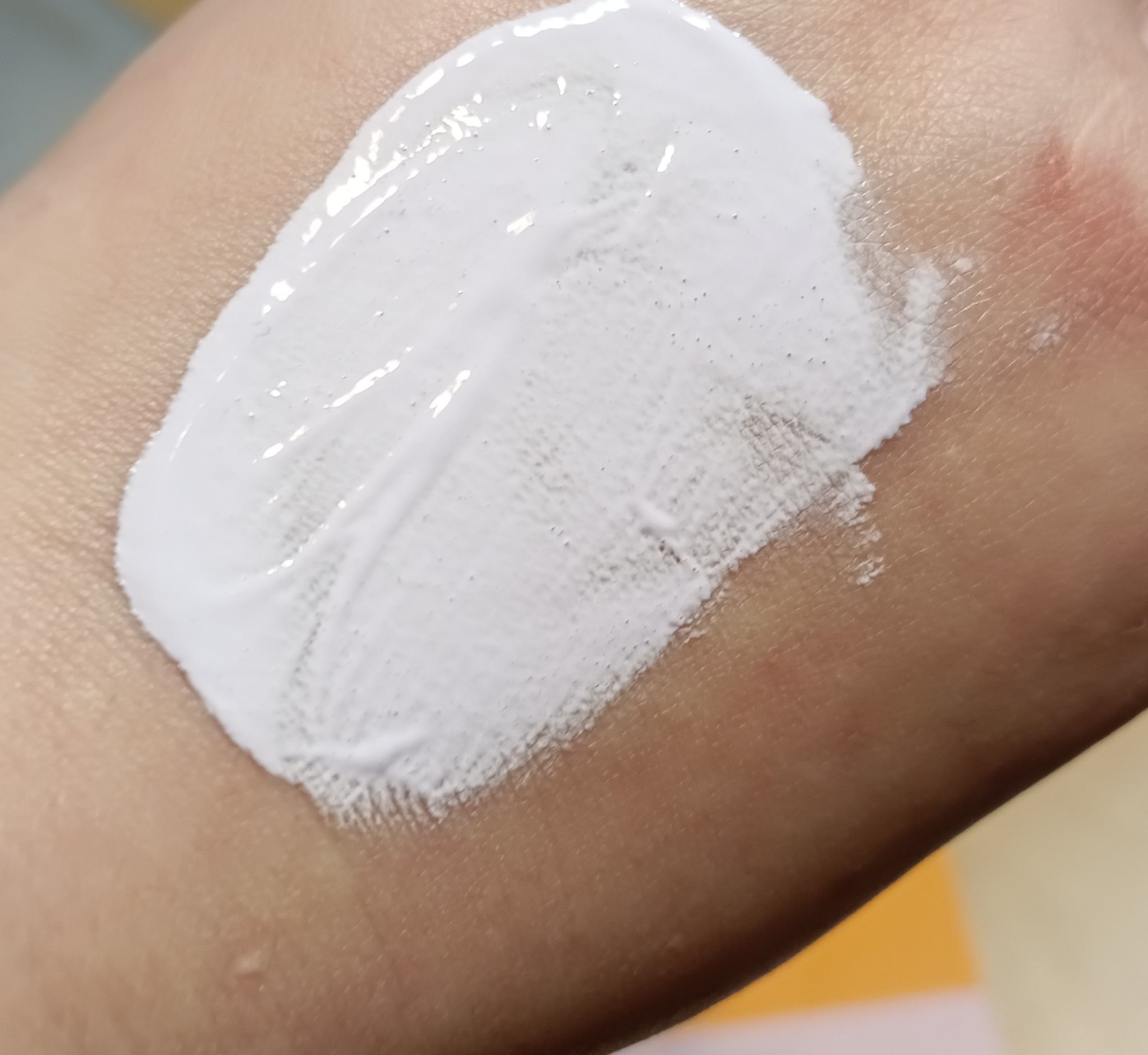 インテグレート うるピュアベース ラベンダー/インテグレート/化粧下地を使ったクチコミ（2枚目）