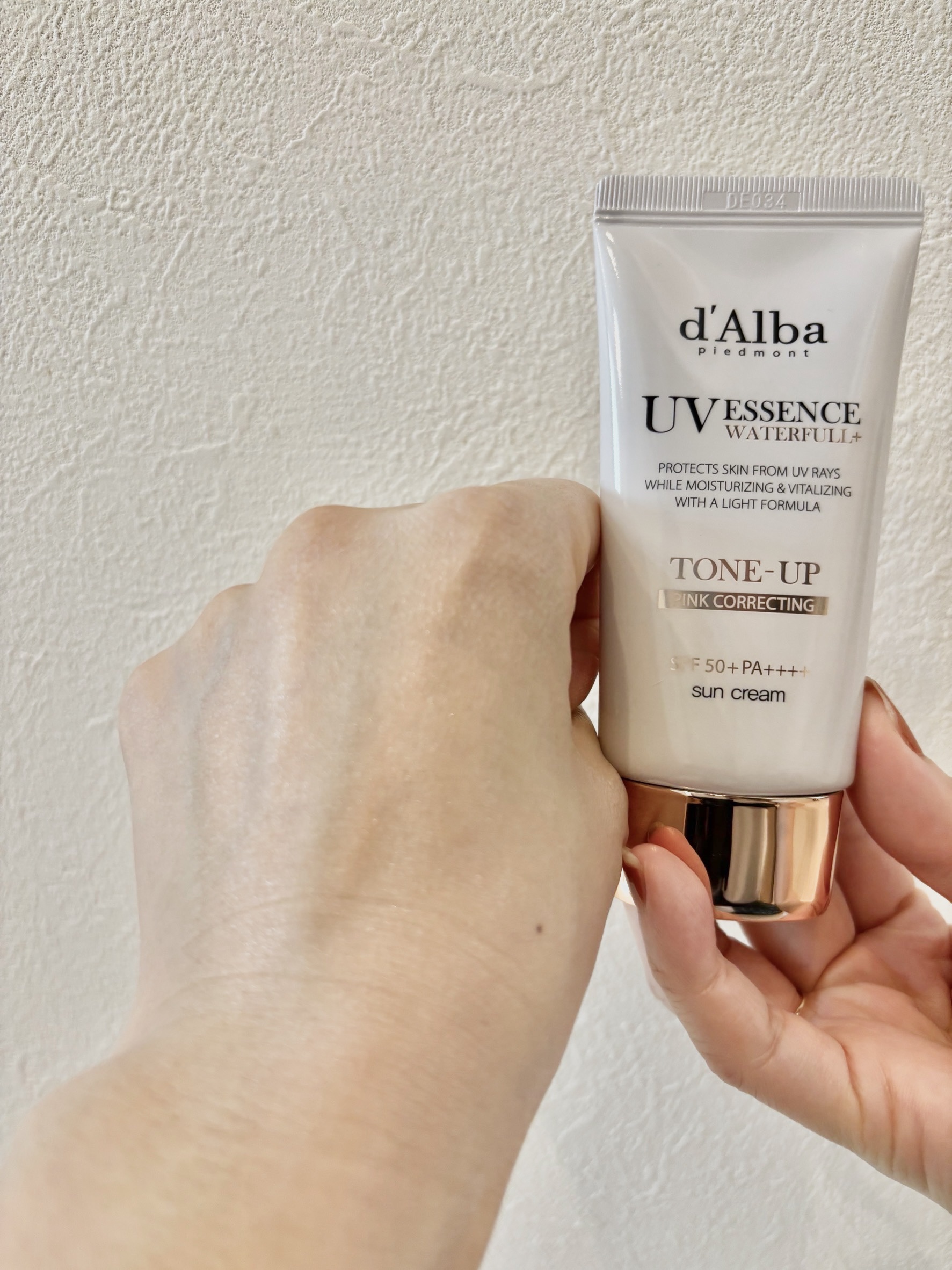 ウォータフルトーンアップサンクリーム/ダルバ/日焼け止めクリームを使ったクチコミ（2枚目）