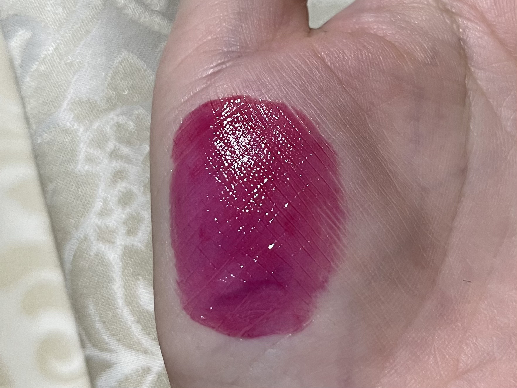 ザ ジューシーラスティングティント 21 グレープボム/rom&nd/リップティントを使ったクチコミ（3枚目）