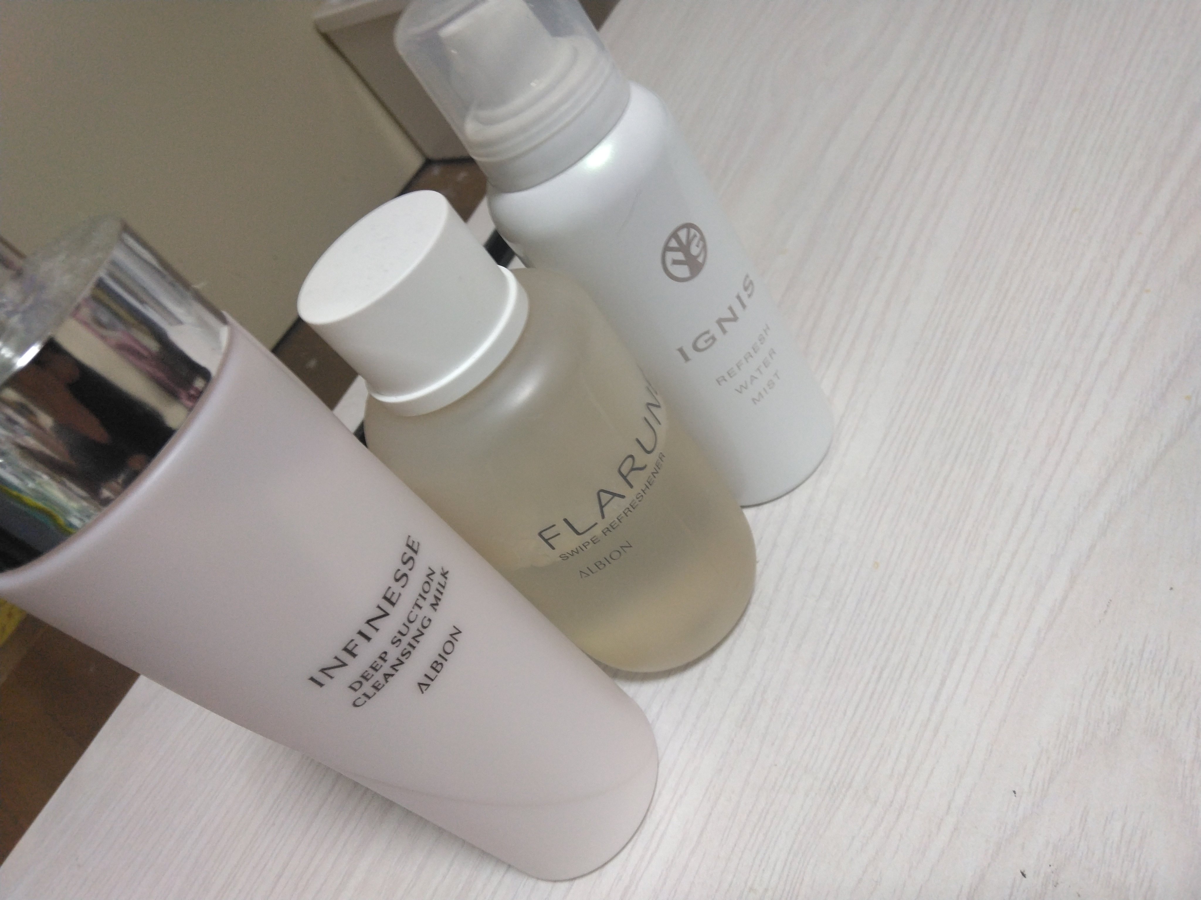 試してみた】IGNIS エクストラ オイルセラムの効果・肌質別の口コミ