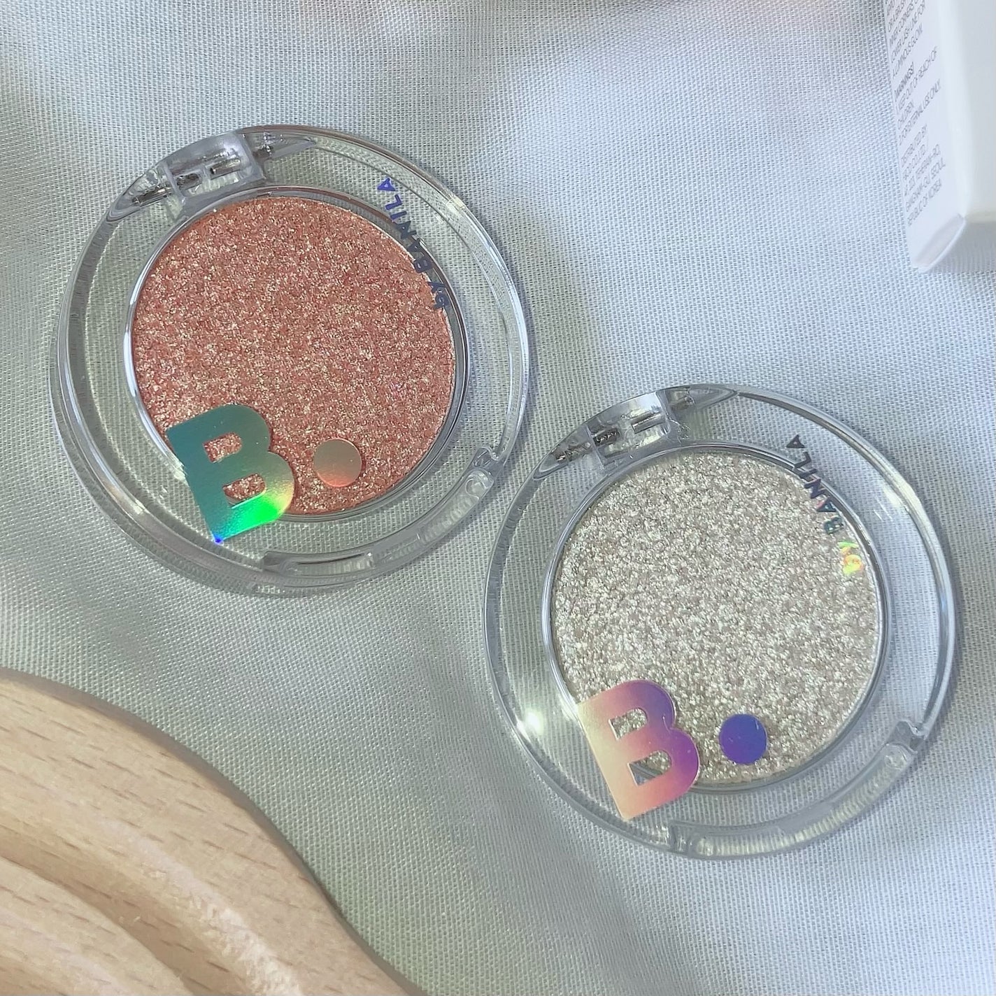 ハイパーホロビーム アイグリッター/BANILA CO/グリッターを使ったクチコミ(5枚目)