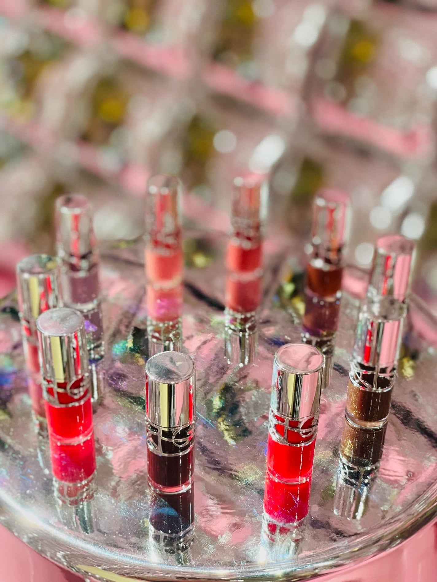 AZ on LIPS 「「YSLBEAUTYLOVEGAMETOKYOUNDERGRO..」(1枚目)