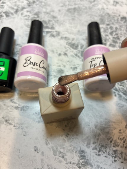 あきの on LIPS 「下地①ペロリンeasy②CanDoベースコートカラーマグネット..」(4枚目)