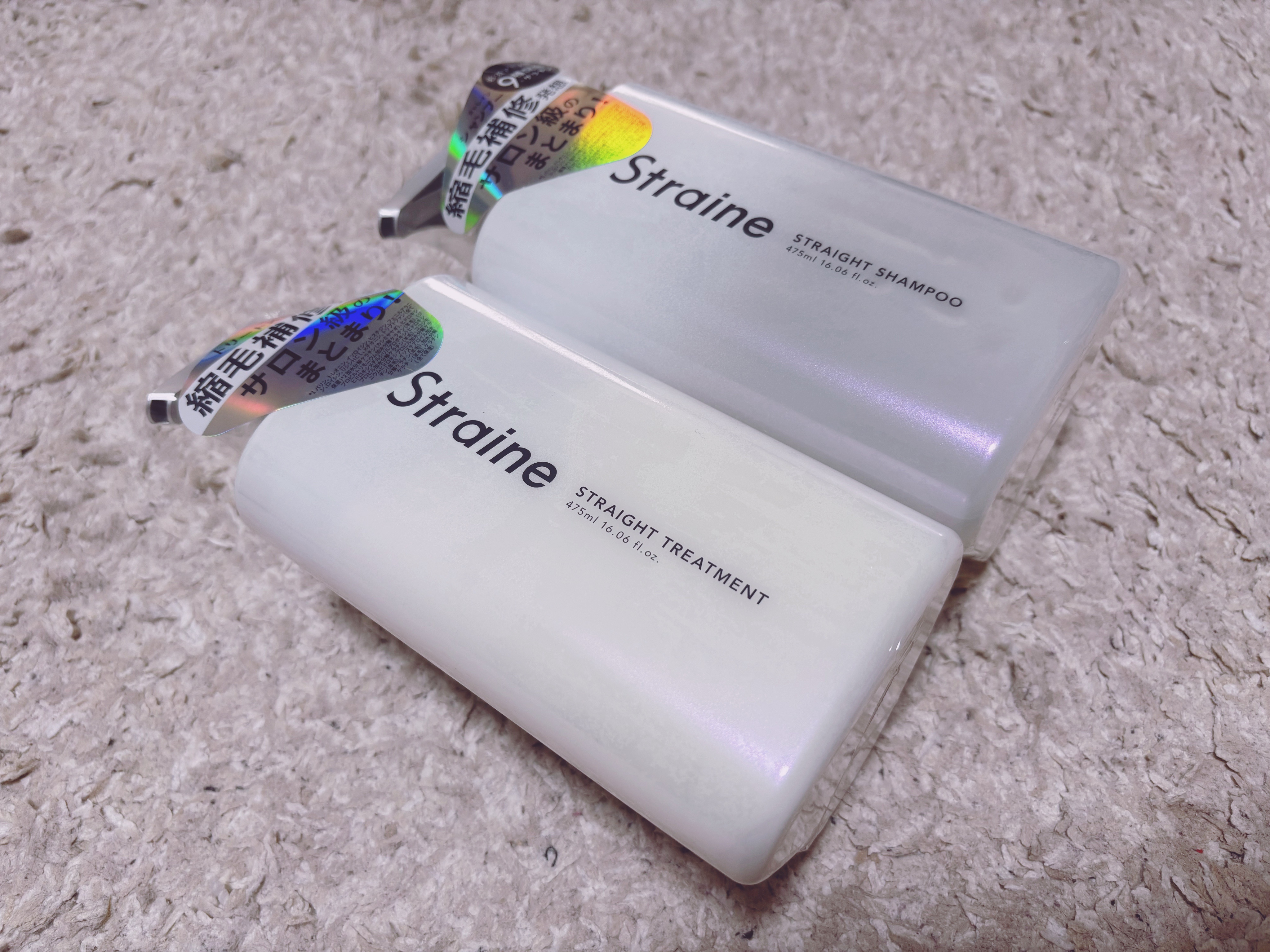 ✼••┈┈••✼••┈┈••✼••┈┈••✼••┈┈••✼

Straineさんから「ストレートシャンプー/ストレートトリートメント」をいただきました！

6月19日発売したばかりのシャントリ。

ストレートヘアに着目したシャンプー&トリー