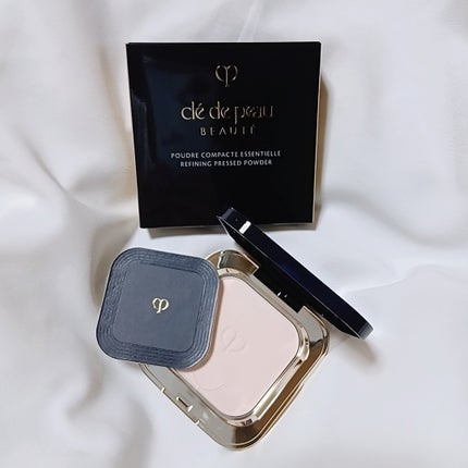 プードルコンパクトエサンシエルn/クレ・ド・ポー ボーテ/プレストパウダーを使ったクチコミ(1枚目)