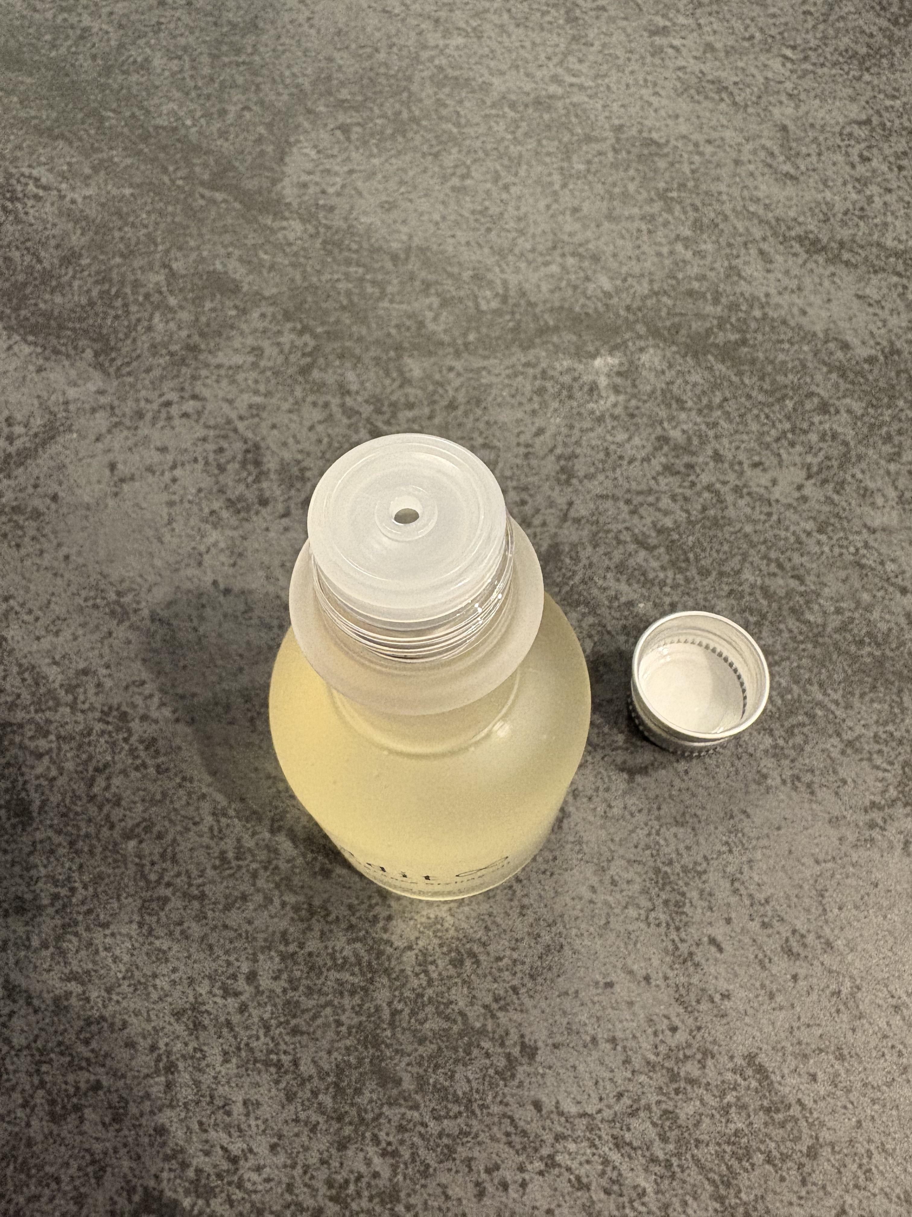 フレグランス スタイリングオイル/adit∞/ヘアオイルを使ったクチコミ（2枚目）