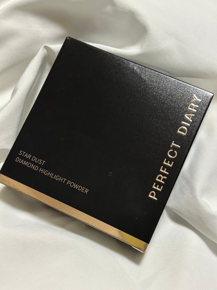 スターダストダイヤモンドハイライトパウダー 03 シャンパンゴールド/PERFECT DIARY/パウダーハイライトの画像