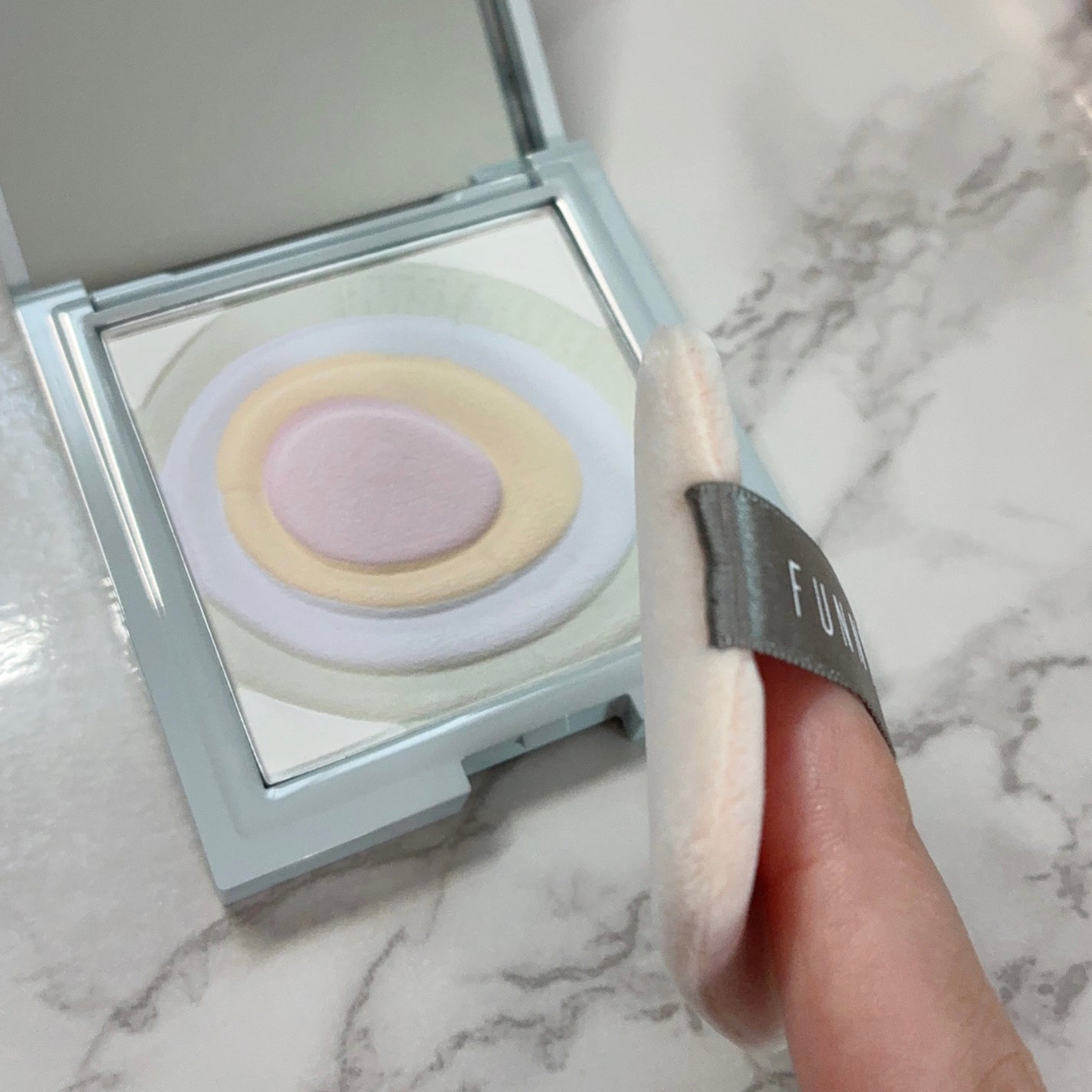 ネビュラ プレストパウダー/FUNNY ELVES方里/プレストパウダーを使ったクチコミ(4枚目)