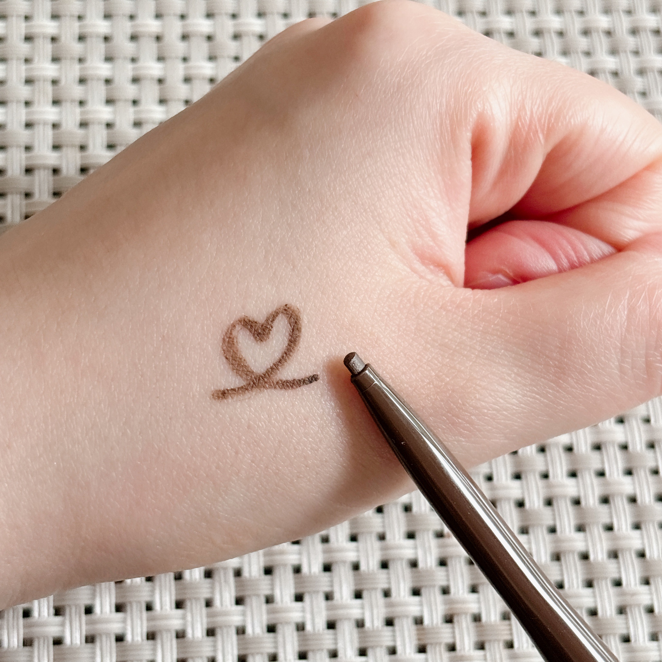 ラブ・ライナー クリームフィットペンシルR　極細楕円芯＜アイライナー＞/ラブ・ライナー/ペンシルアイライナーを使ったクチコミ（2枚目）