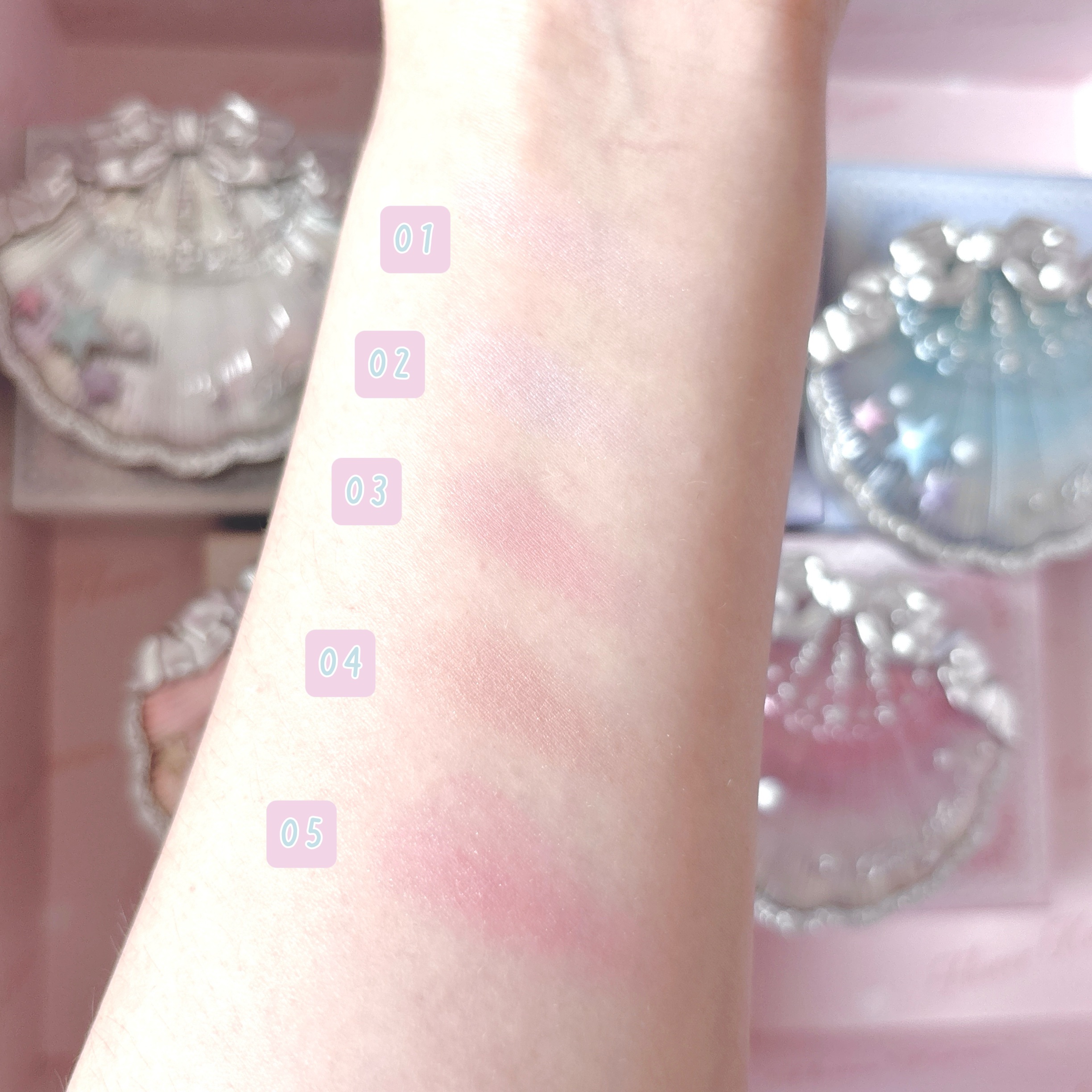 シェルズジュエルコレクション サテンチーク/FlowerKnows/パウダーチークを使ったクチコミ（3枚目）