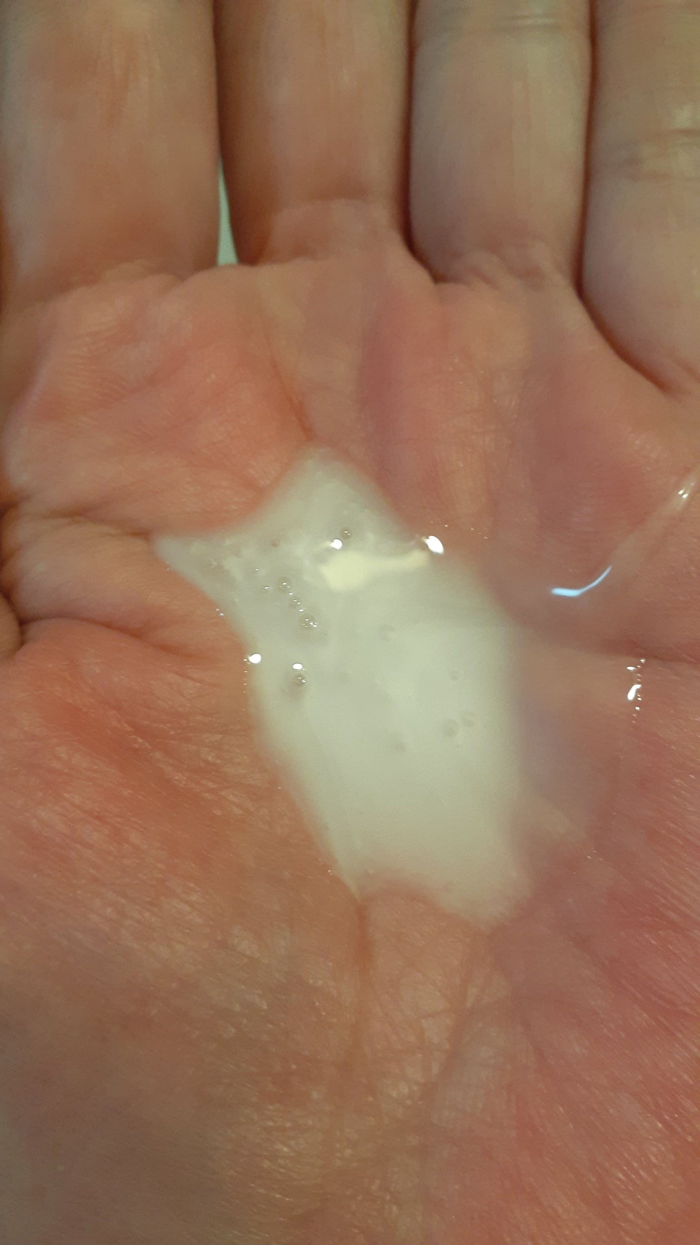 エッセンシャルプレミアム バリアシャンプー・コンディショナー スパークルモイスト/エッセンシャル/市販シャンプーを使ったクチコミ(2枚目)