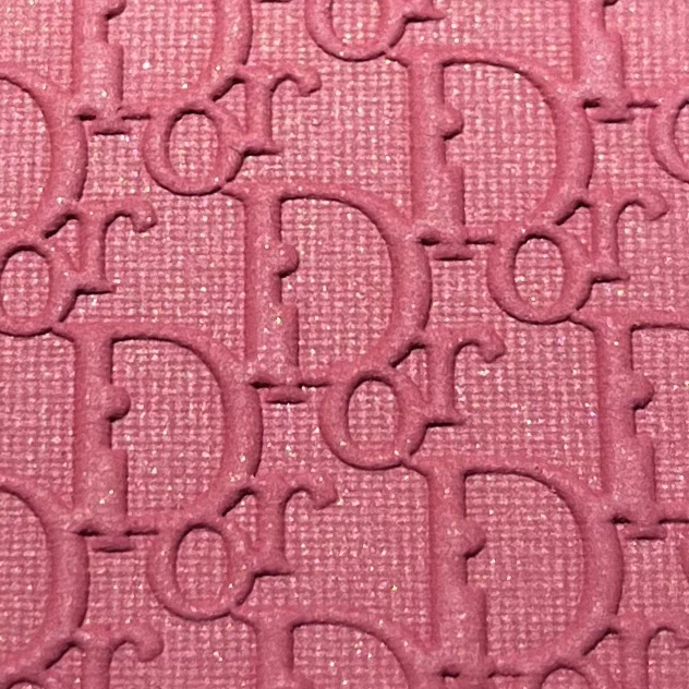 ロージー グロウ 012 ローズウッド/Dior/パウダーチークを使ったクチコミ（3枚目）