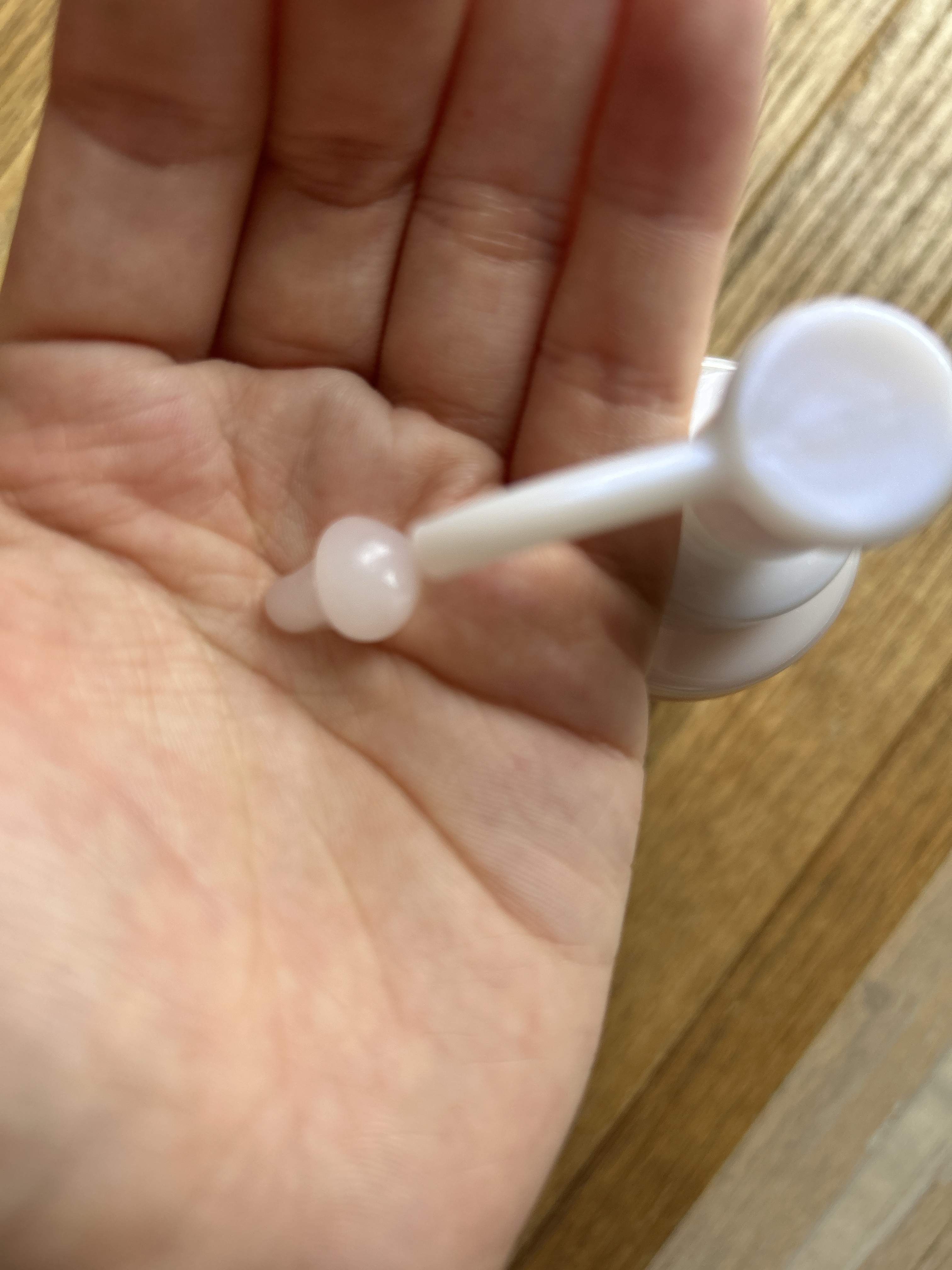 エッセンシャル プレミアム うるりキラリオイル/エッセンシャル/ヘアオイルを使ったクチコミ（3枚目）