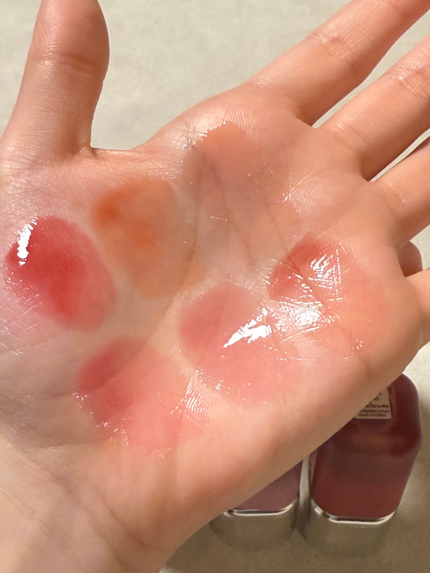 アンシーン バルーンティント/Oddtype/リップティントを使ったクチコミ(4枚目)