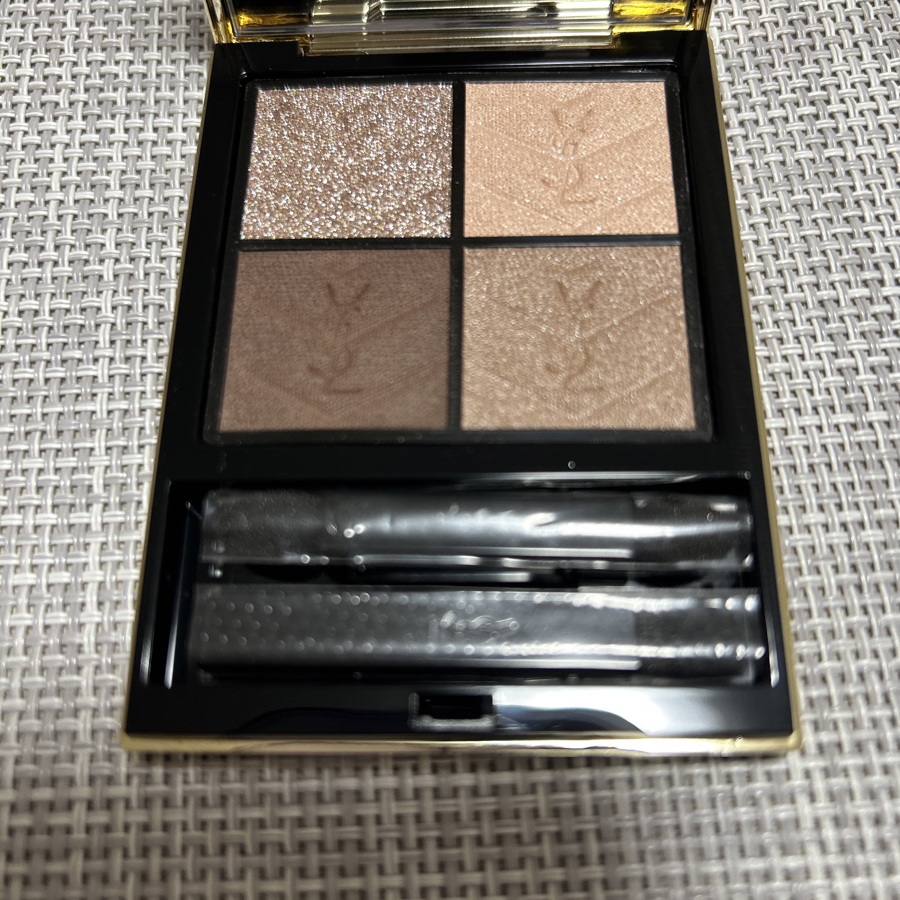 NARS ライトリフレクティング セラムクッション ファンデーション 03794/NARS/クッションファンデーションを使ったクチコミ（3枚目）