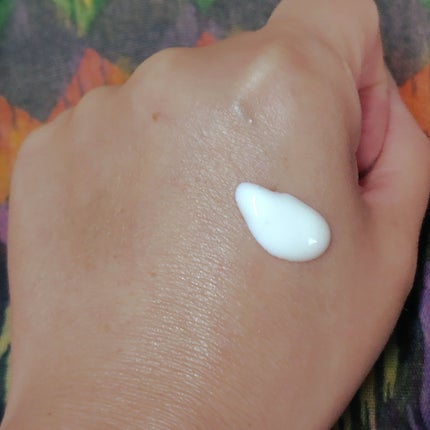 エリクシール デーケアレボリューション ブライトニング + ba/エリクシール/化粧下地を使ったクチコミ(3枚目)