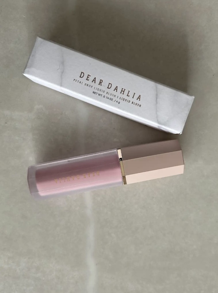 ペタルドロップリキッドブラッシャー/DEAR DAHLIA/リキッドチークを使ったクチコミ（1枚目）