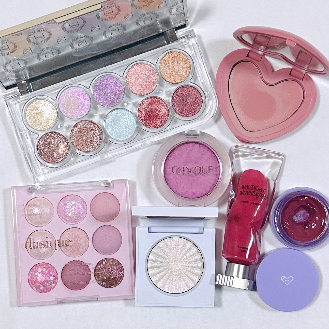 GLOWY TINT BALM/AOU/リップグロスを使ったクチコミ（1枚目）