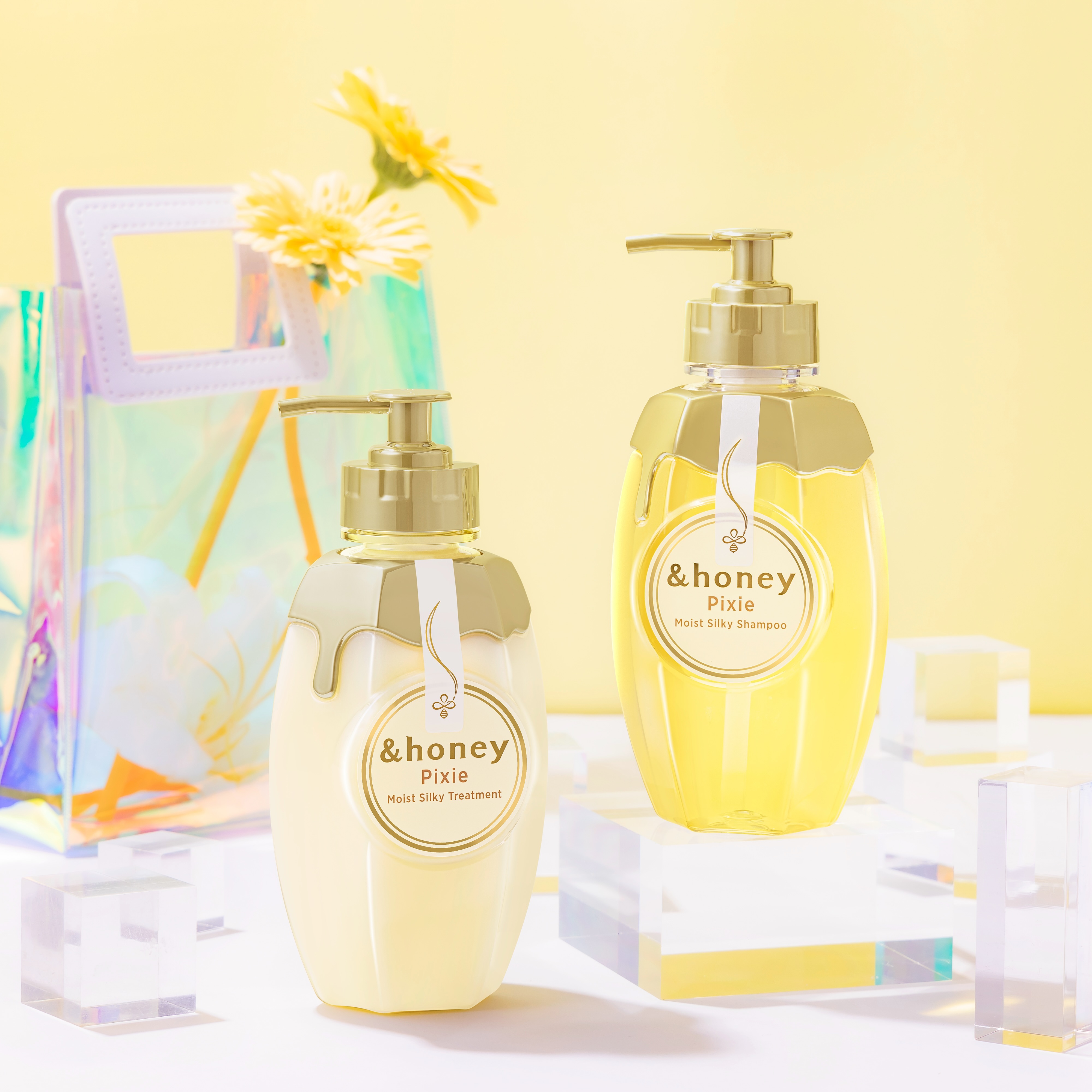 ＼LIPSの皆さまこんにちは！／
まもなく梅雨明け🌤️

ピクシーシリーズは、
髪のパサつき・からまりをケアして
シルクのようななめらかな指通りに…🧚

今年の夏は、とびきりのサラサラ髪で
お出かけしませんか？🐈🐾