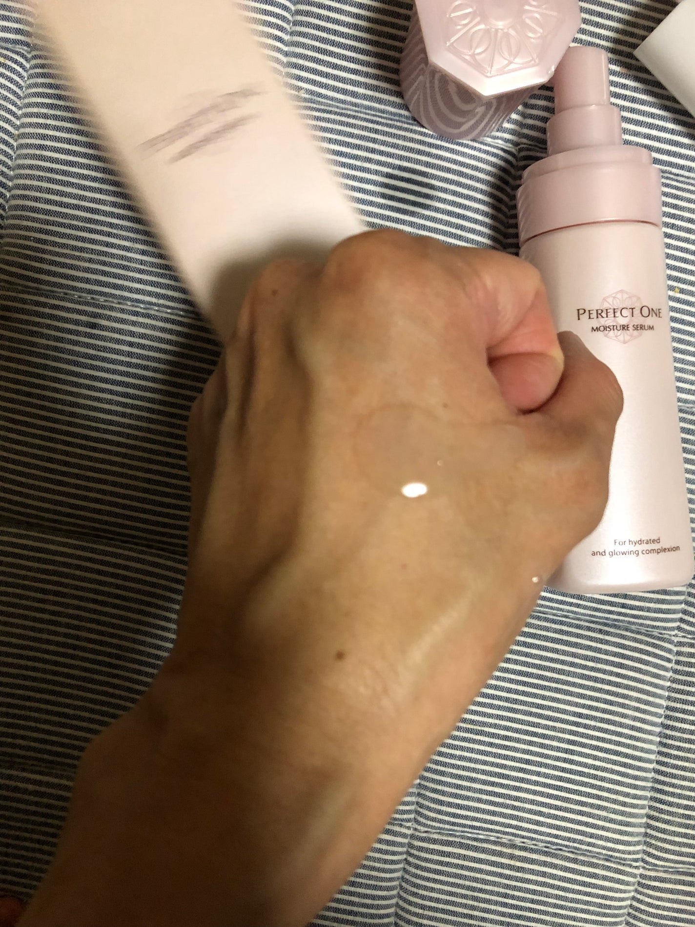 パーフェクトワン モイスチャーセラム/パーフェクトワン/オールインワン化粧品を使ったクチコミ(2枚目)