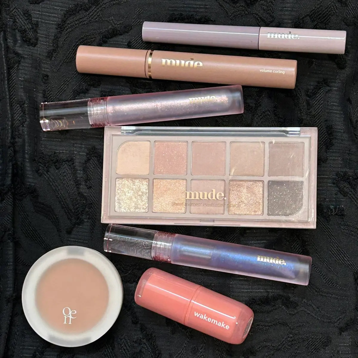 MDショールモーメント アイシャドウパレット/mude/アイシャドウパレットを使ったクチコミ（2枚目）