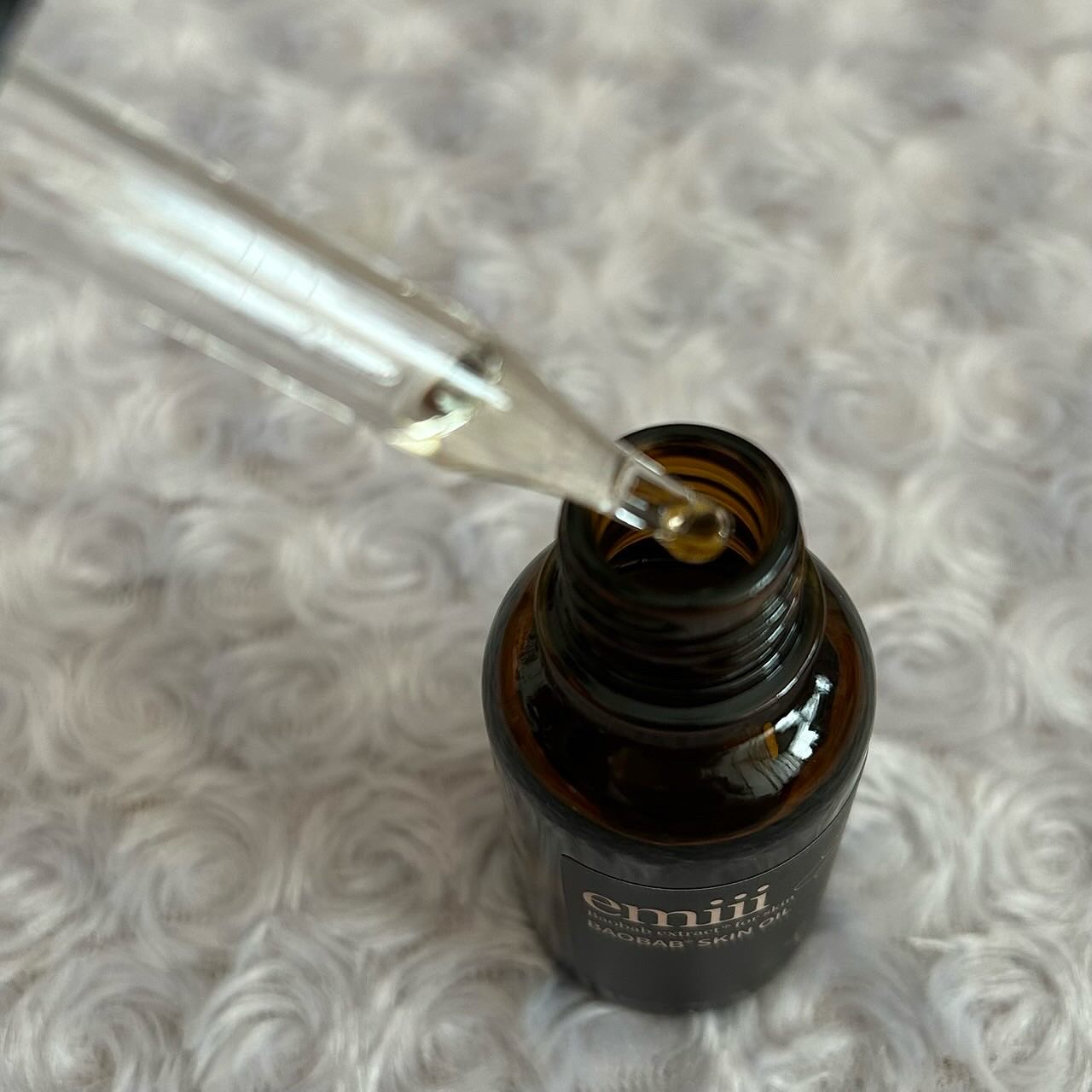 エミィバオバブ美容オイル/emiii/フェイスオイルを使ったクチコミ（2枚目）