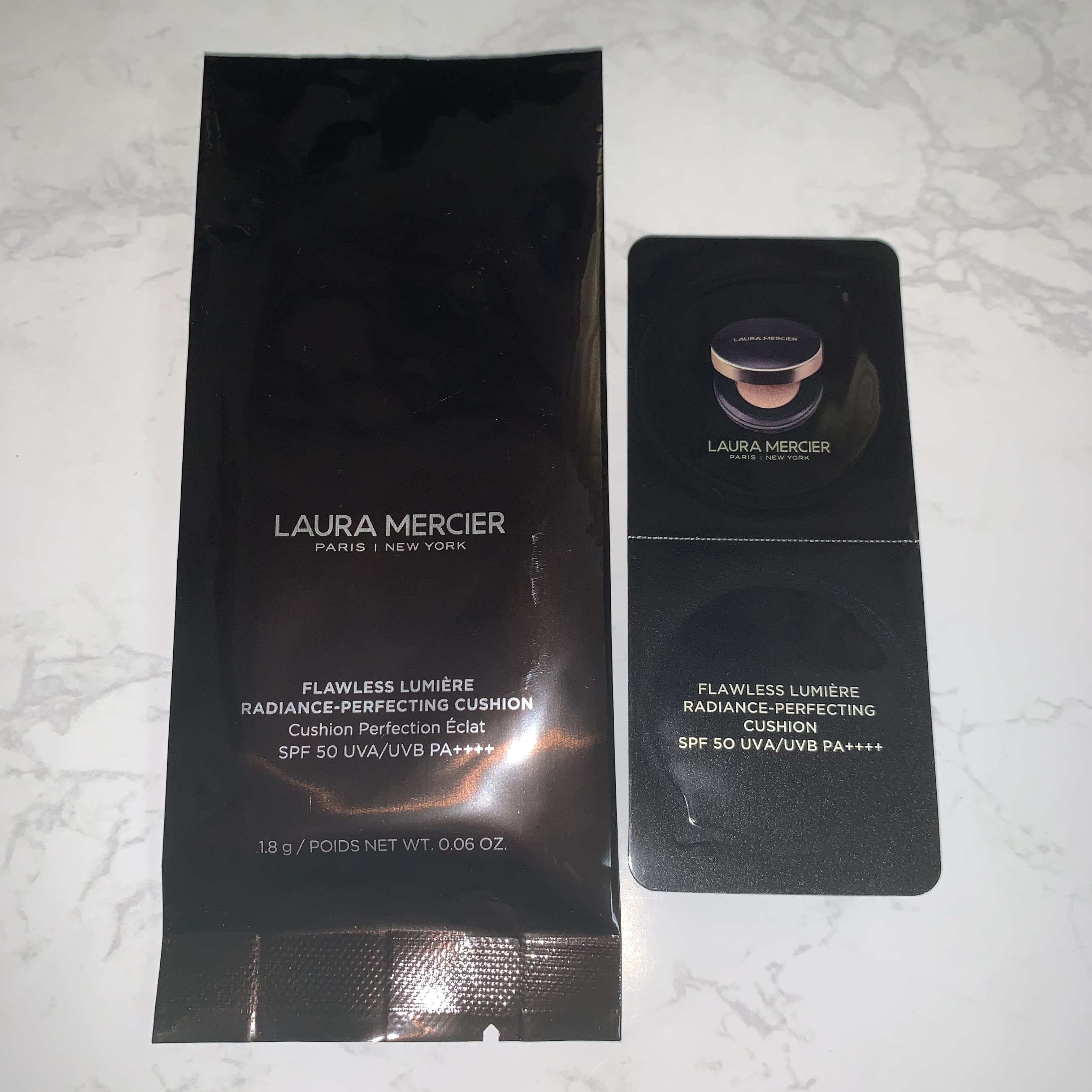 フローレス ルミエール ラディアンス パーフェクティング クッション 1N1/ローラ メルシエ/クッションファンデーションを使ったクチコミ（1枚目）