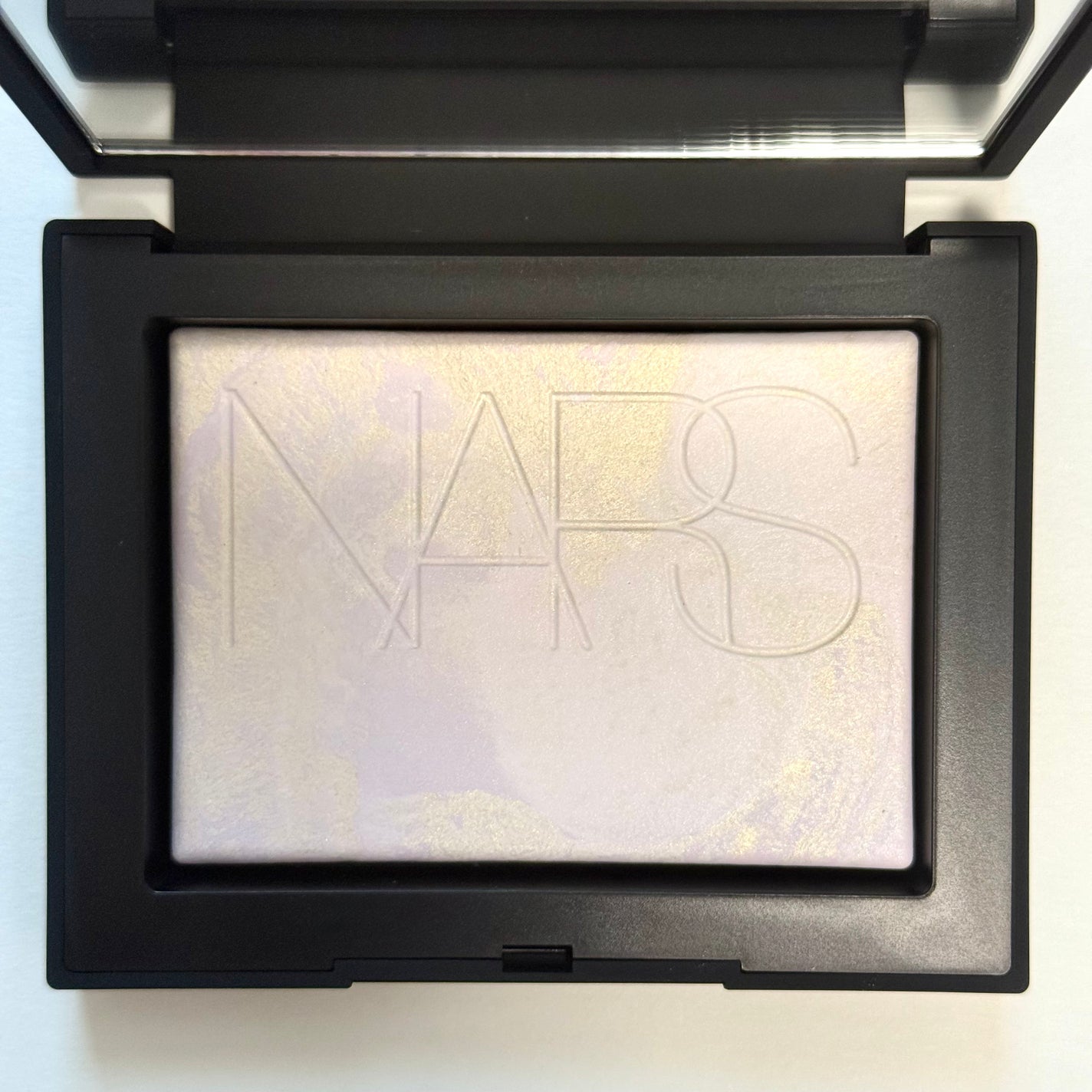 ライトリフレクティング プリズマティックパウダー/NARS/プレストパウダーを使ったクチコミ(2枚目)