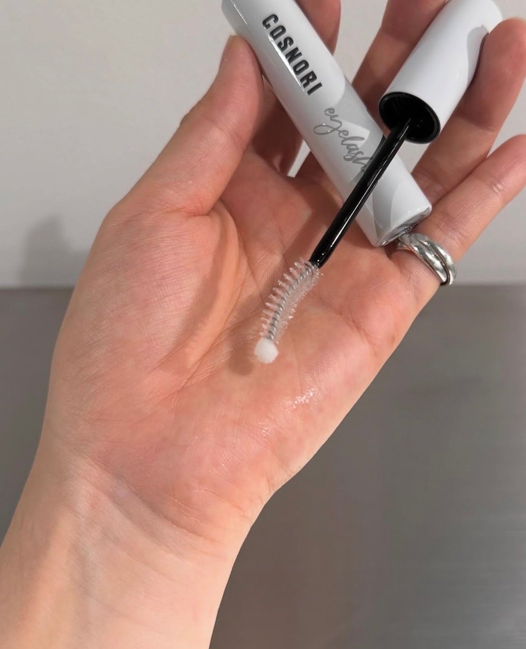 ロングアクティブアイラッシュセラム/COSNORI/まつげ美容液を使ったクチコミ(4枚目)