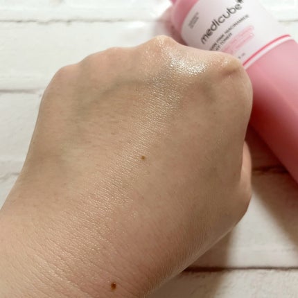 PDRNピンクナイアシンアミドミルキートナー/MEDICUBE/化粧水を使ったクチコミ(4枚目)