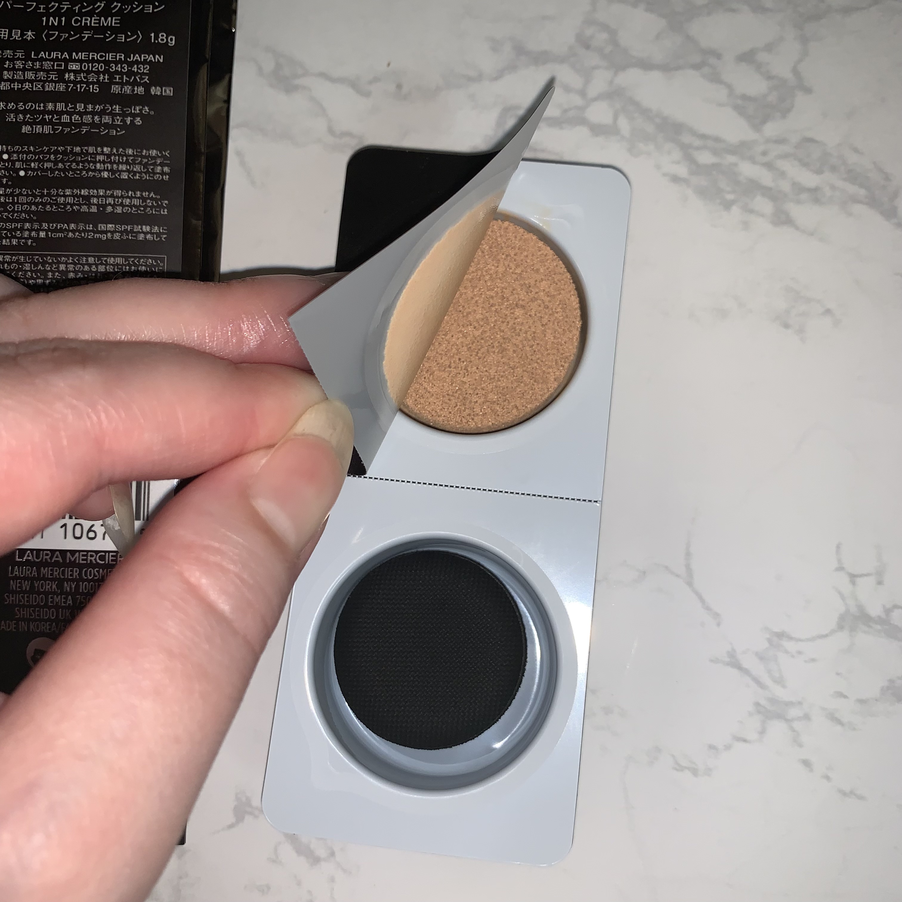 フローレス ルミエール ラディアンス パーフェクティング クッション 1N1/ローラ メルシエ/クッションファンデーションを使ったクチコミ（2枚目）