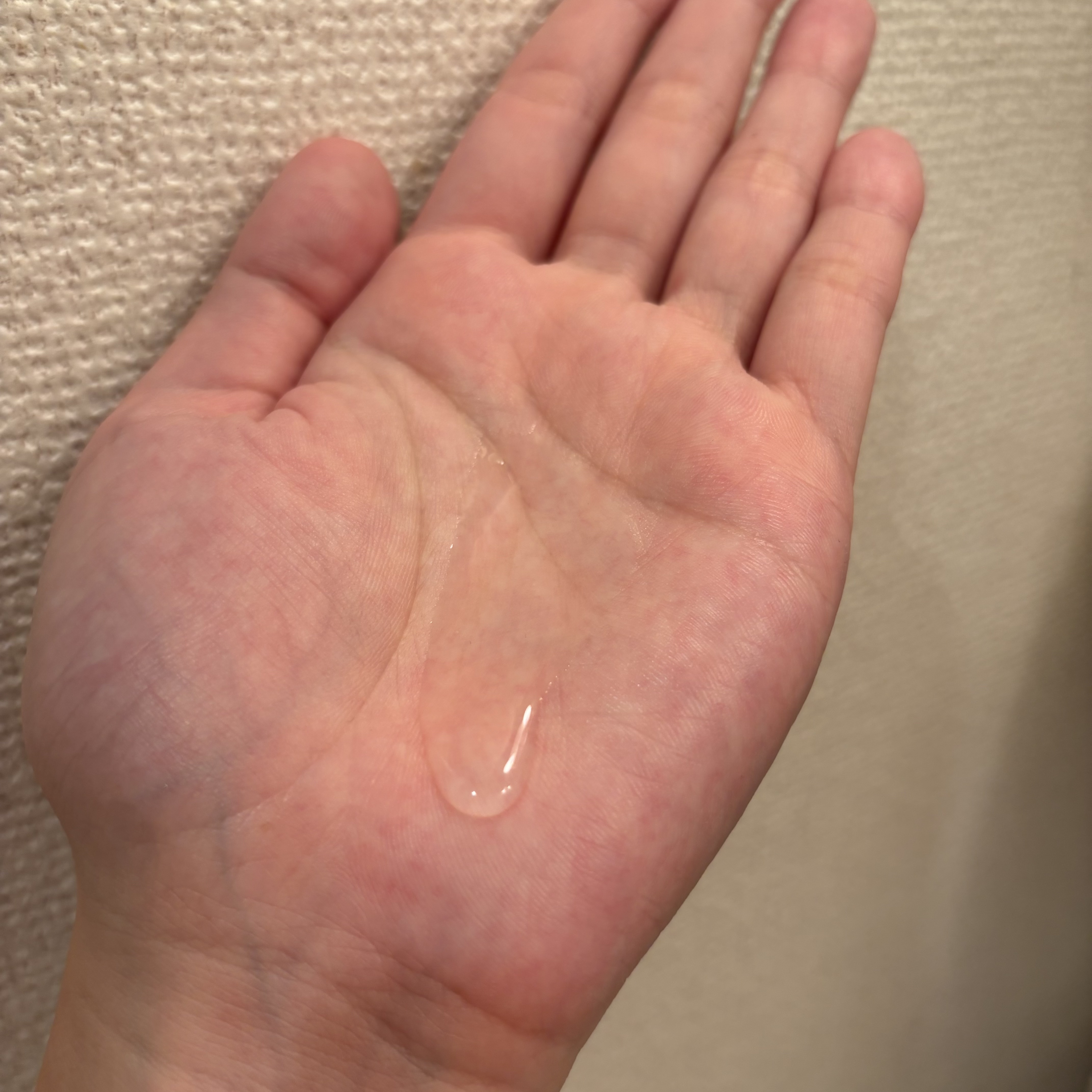 エッセンシャル プレミアム うるりキラリオイル/エッセンシャル/ヘアオイルを使ったクチコミ（2枚目）