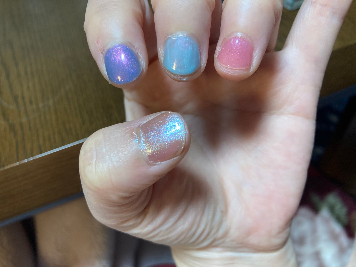 カラフルネイルズ/キャンメイク/マニキュアを使ったクチコミ(4枚目)