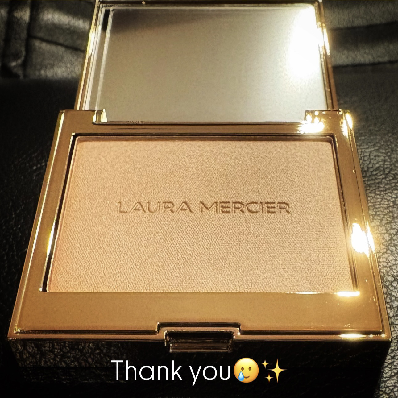 ローズグロウ イルミネーター /ローラ メルシエ/プレストパウダーを使ったクチコミ（1枚目）