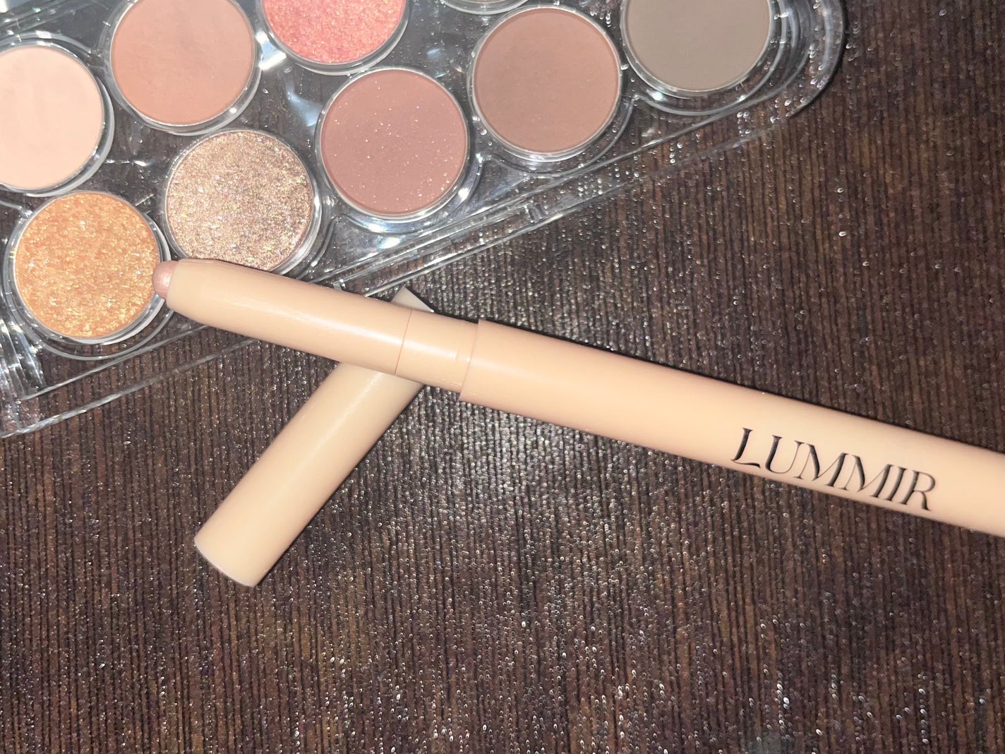 フィルインボリュームスティックシャドウ/Lummir/スティックアイシャドウを使ったクチコミ(1枚目)
