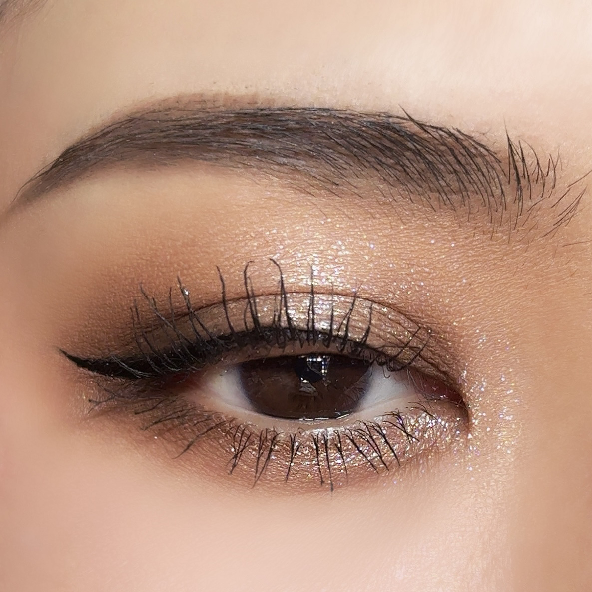 蝶影流光アイシャドウパレット/花西子/アイシャドウパレットを使ったクチコミ（3枚目）