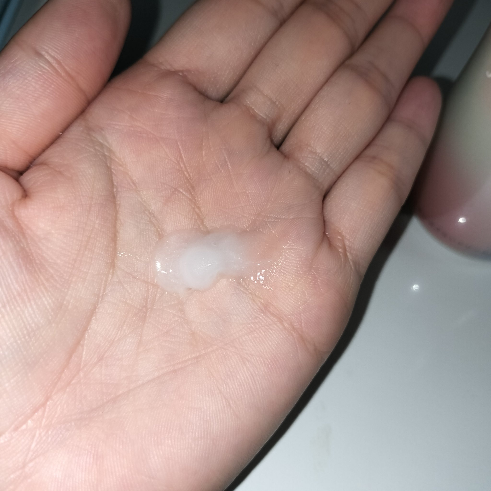 エッセンシャル プレミアム うるりジェリーミルク/エッセンシャル/ヘアミルクを使ったクチコミ（2枚目）