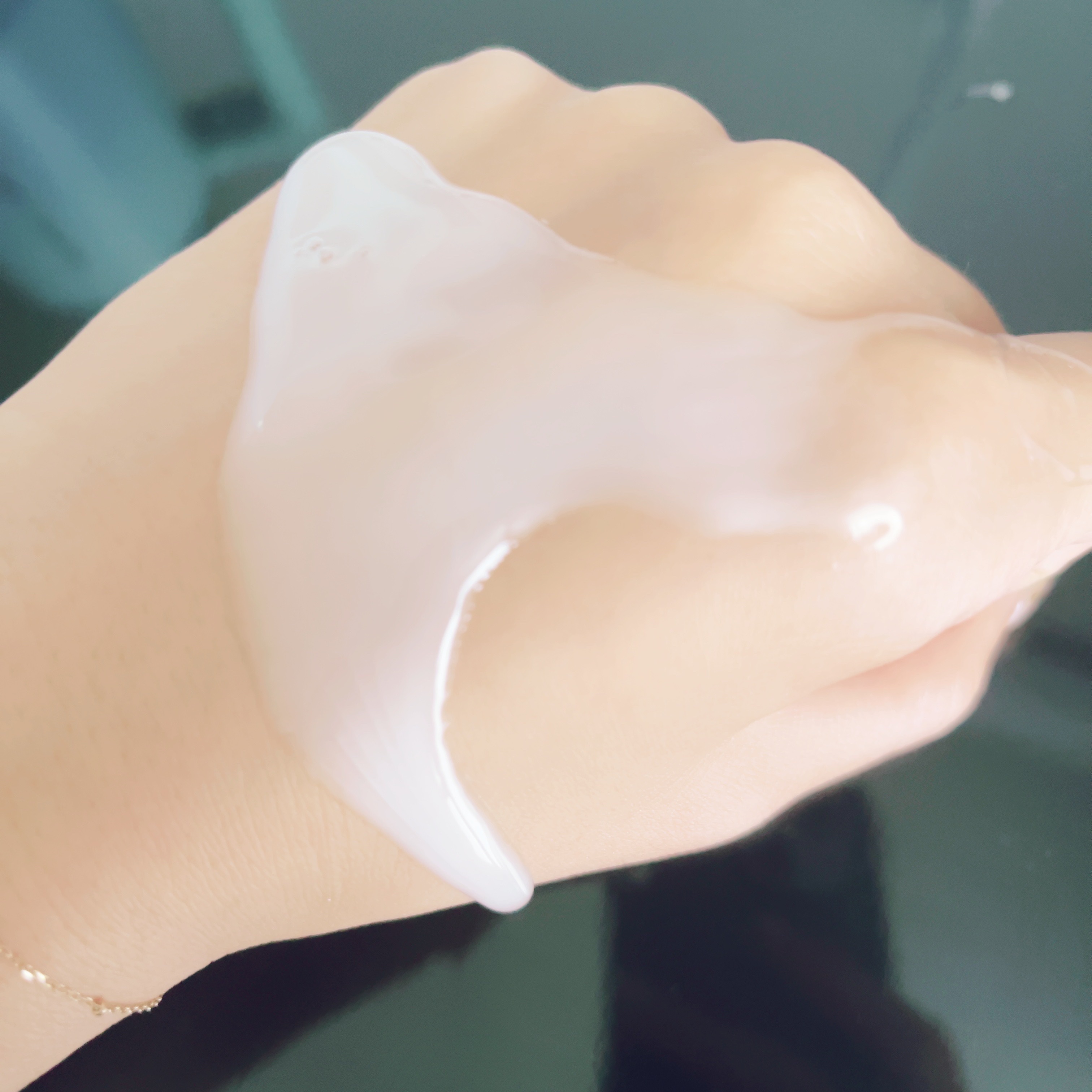 エッセンシャルプレミアム バリアシャンプー・コンディショナー スパークルモイスト/エッセンシャル/市販シャンプーを使ったクチコミ（2枚目）