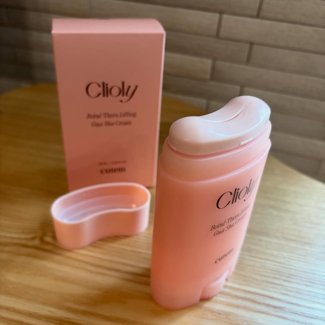 クリオリボトセラリフティングカッサクリーム/cutem/マッサージクリームを使ったクチコミ(3枚目)