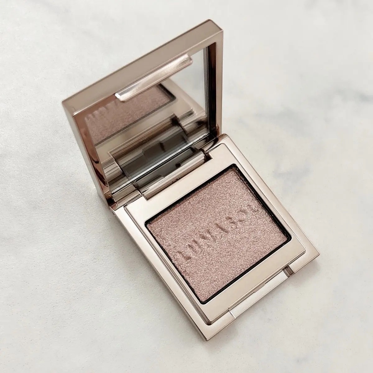 ルナソル モノアイカラーレーション/LUNASOL/単色アイシャドウを使ったクチコミ（1枚目）