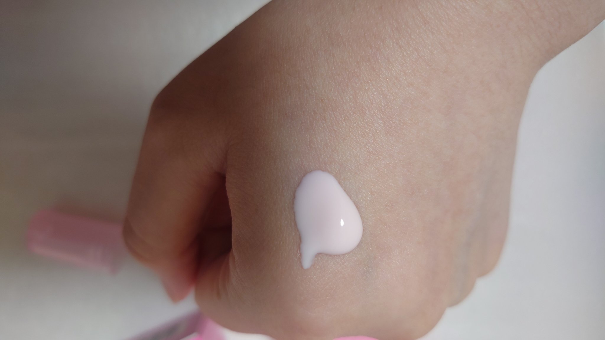 Gooseberry Juicy Glow-up Sun Serum/By Juccy/日焼け止めミルクを使ったクチコミ（3枚目）