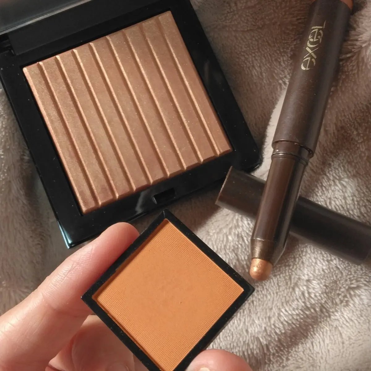 アディクション ザ アイシャドウ マット/ADDICTION/単色アイシャドウを使ったクチコミ（1枚目）