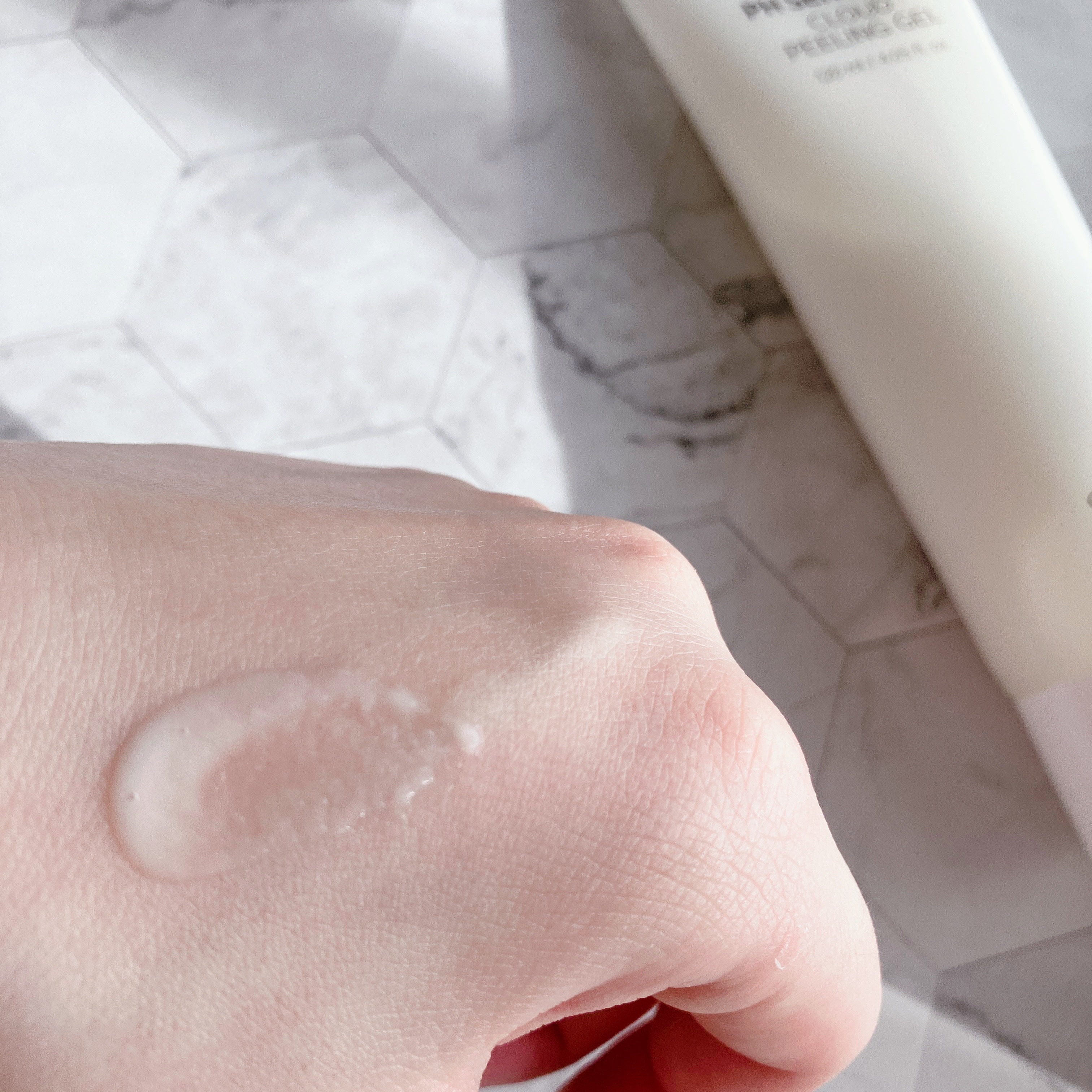 PHセンシティブクラウドピーリングジェル/SAM'U/ピーリングを使ったクチコミ（3枚目）