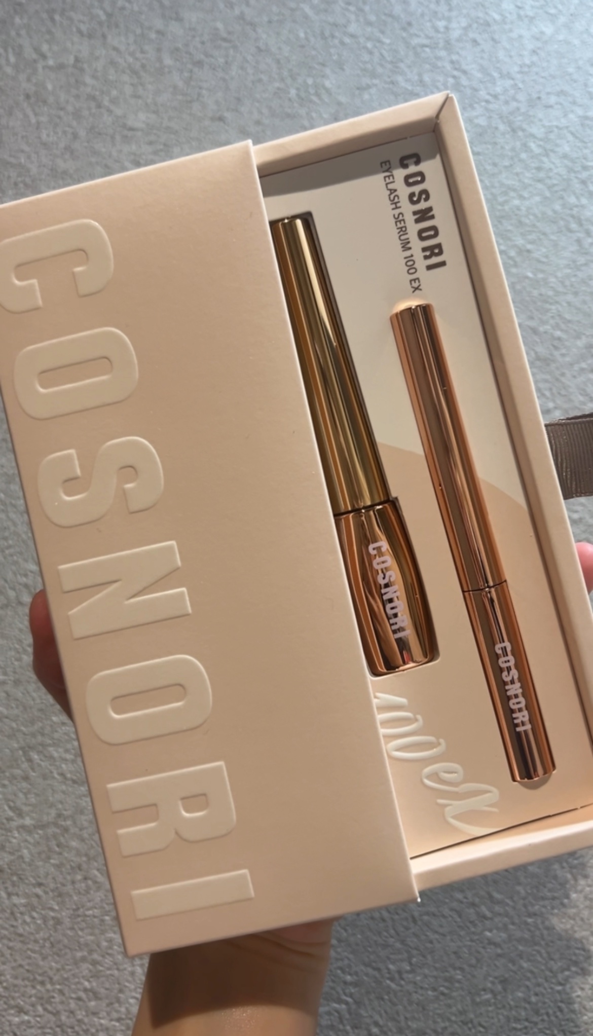 アイラッシュセラム100EX/COSNORI/まつげ美容液を使ったクチコミ（3枚目）