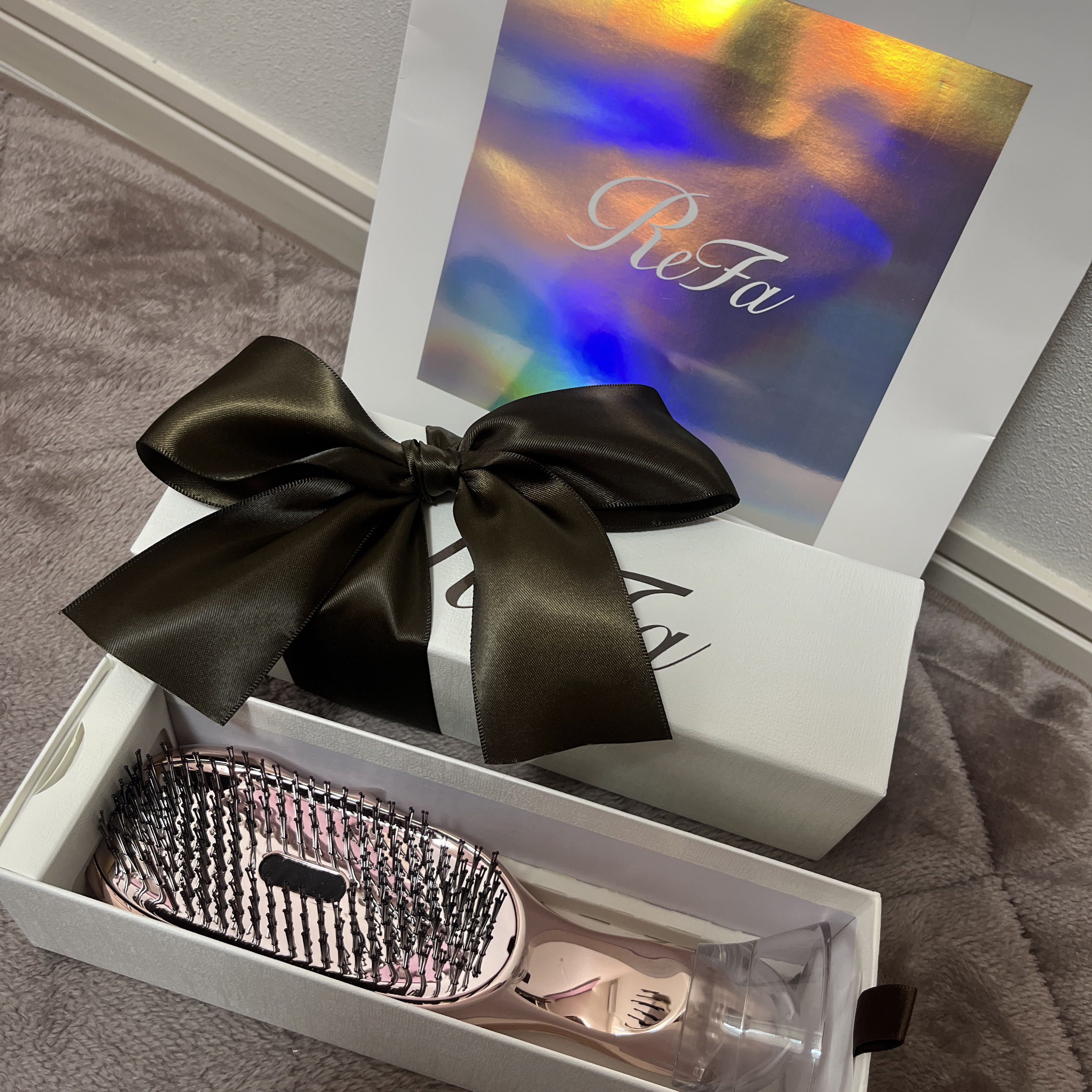 イオンケアブラシプレミアム/ReFa/スカルプブラシを使ったクチコミ（1枚目）