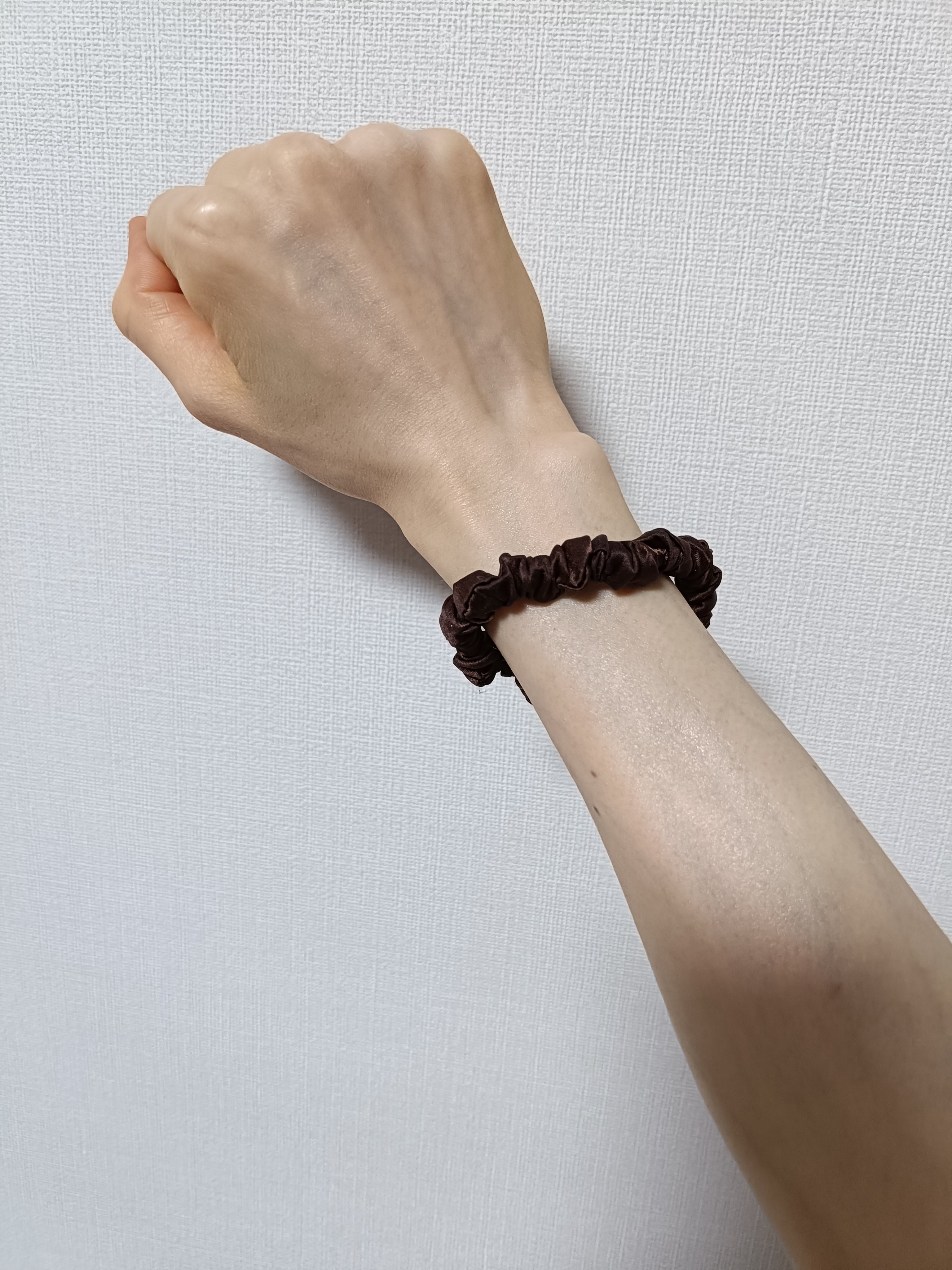 シルク100%ヘアゴム/COCOSILK/ヘアアクセサリーを使ったクチコミ（2枚目）