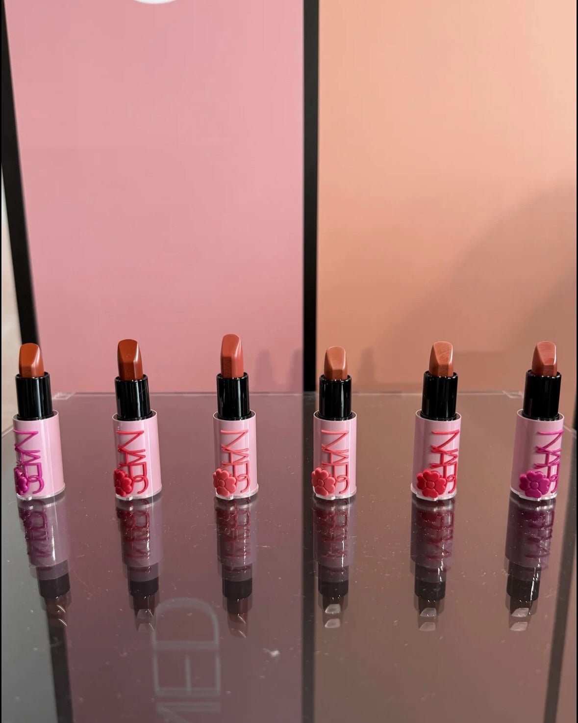 アフターグロー リップシャイン/NARS/リップグロスを使ったクチコミ(1枚目)